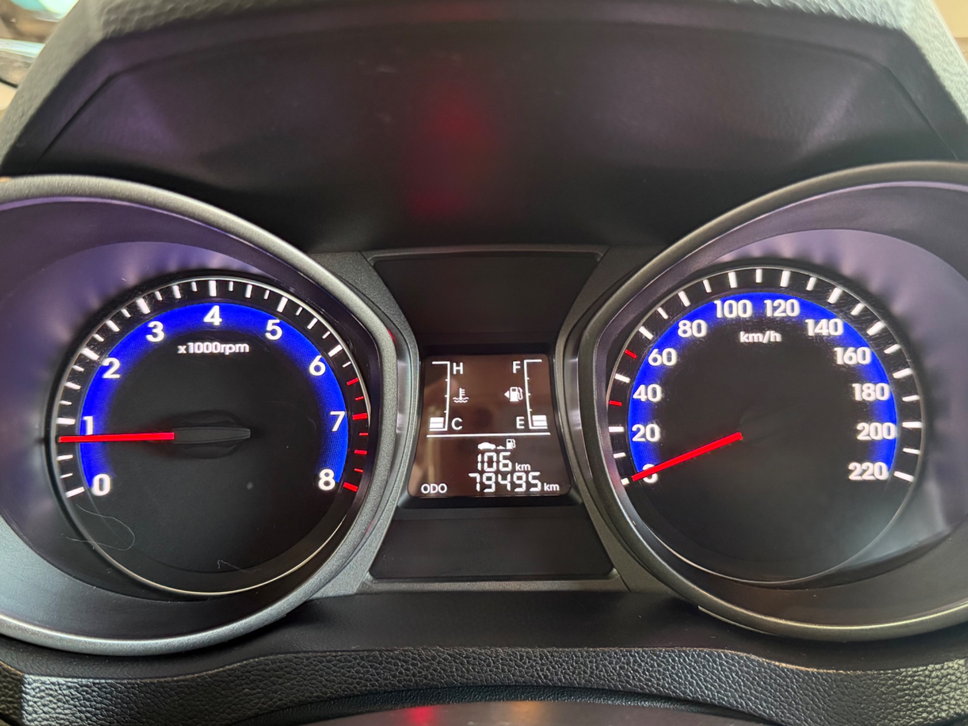 Hyundai HB20 Premium 1.6 Flex 16V Mec. - foto 17
