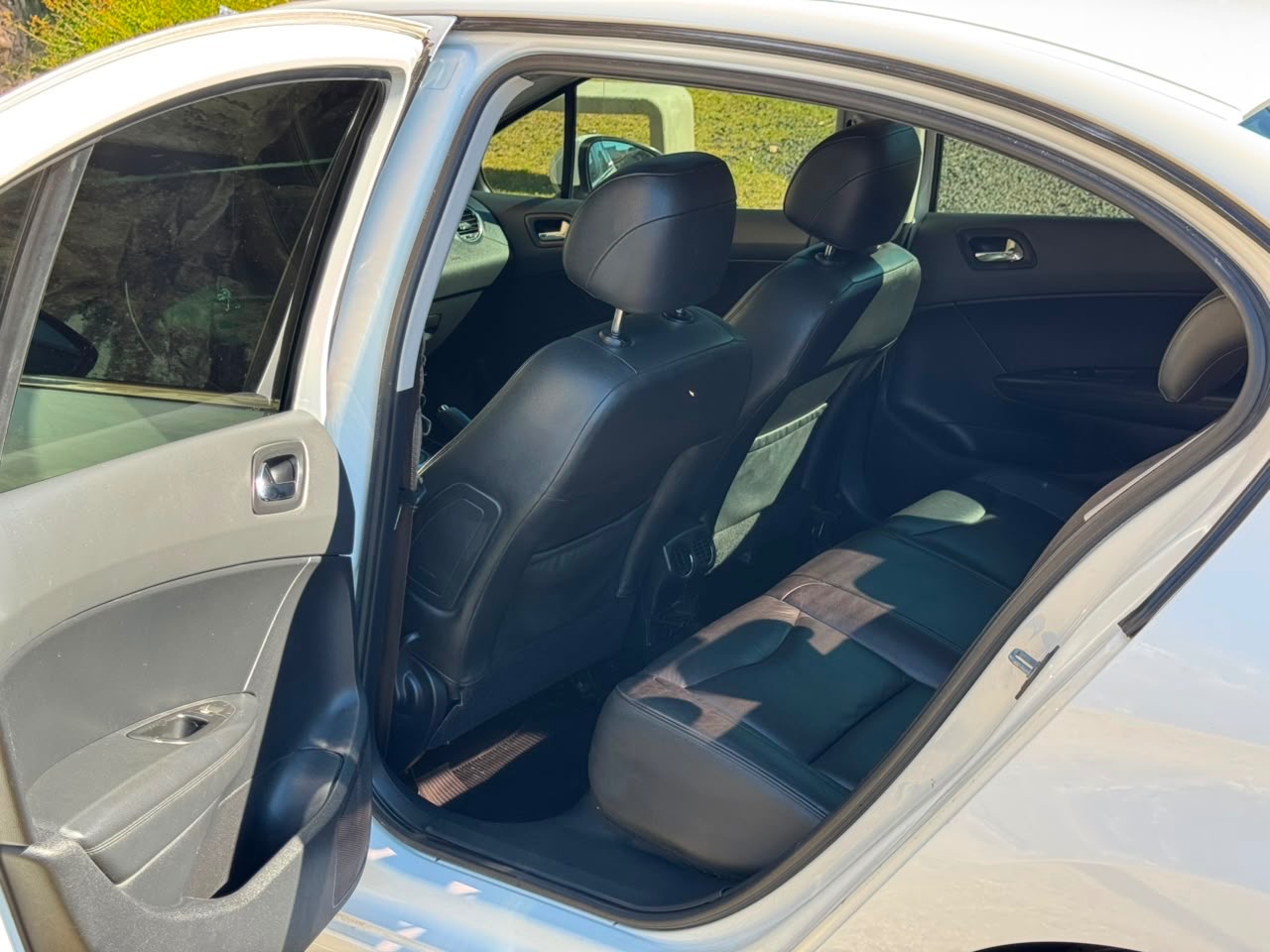 Peugeot 408 Sedan Griffe 1.6 Turbo 16V 4P Aut. - foto 9
