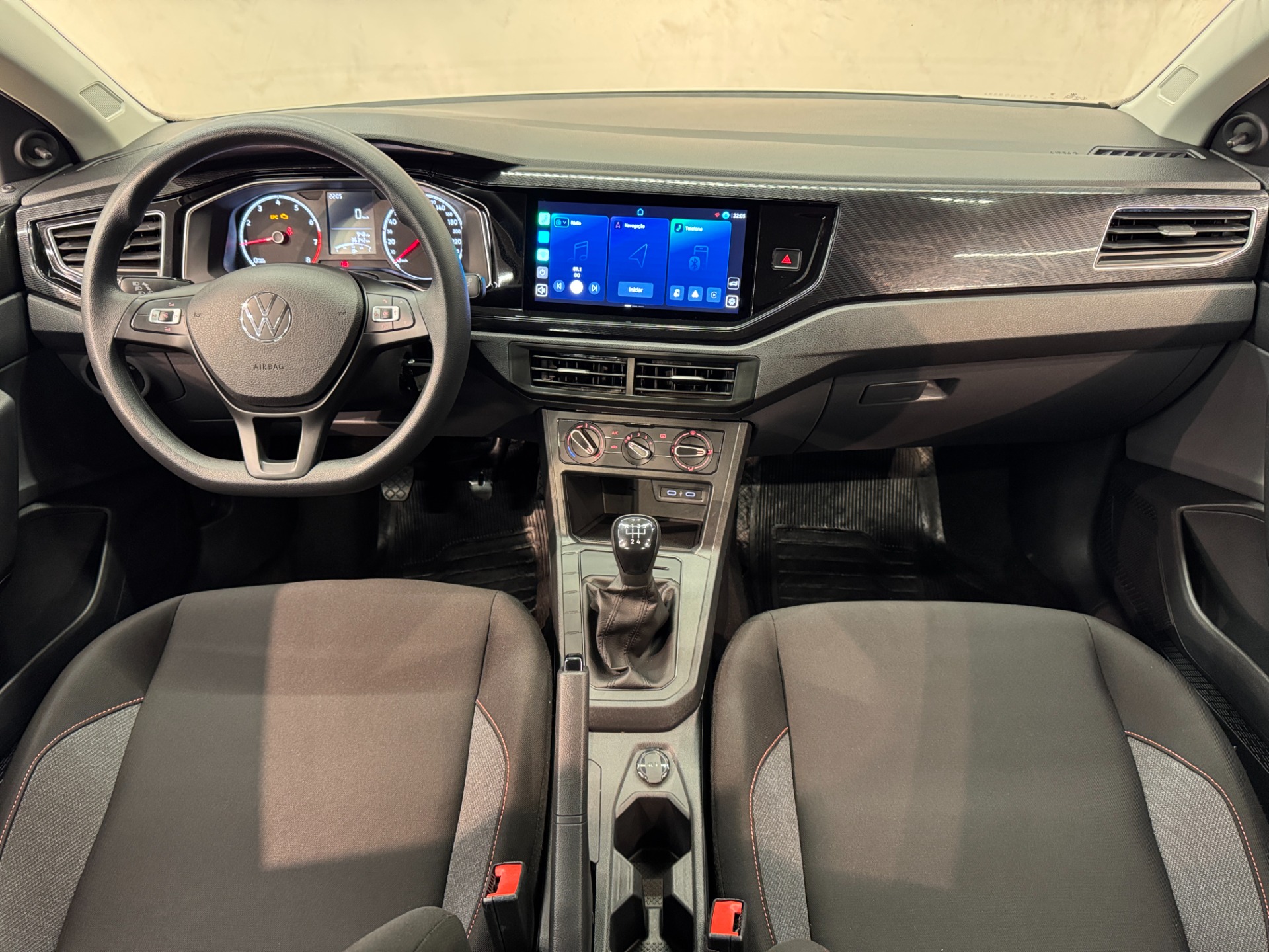 Volkswagen Polo Track 1.0 Flex 12V 5P - foto 9