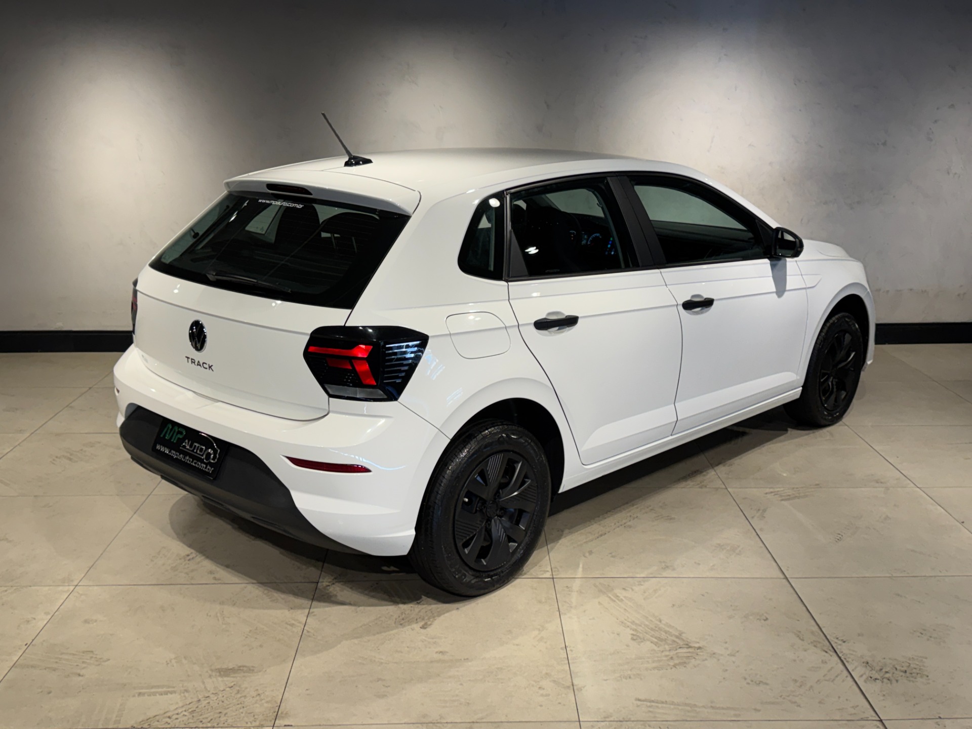 Volkswagen Polo Track 1.0 Flex 12V 5P - foto 4