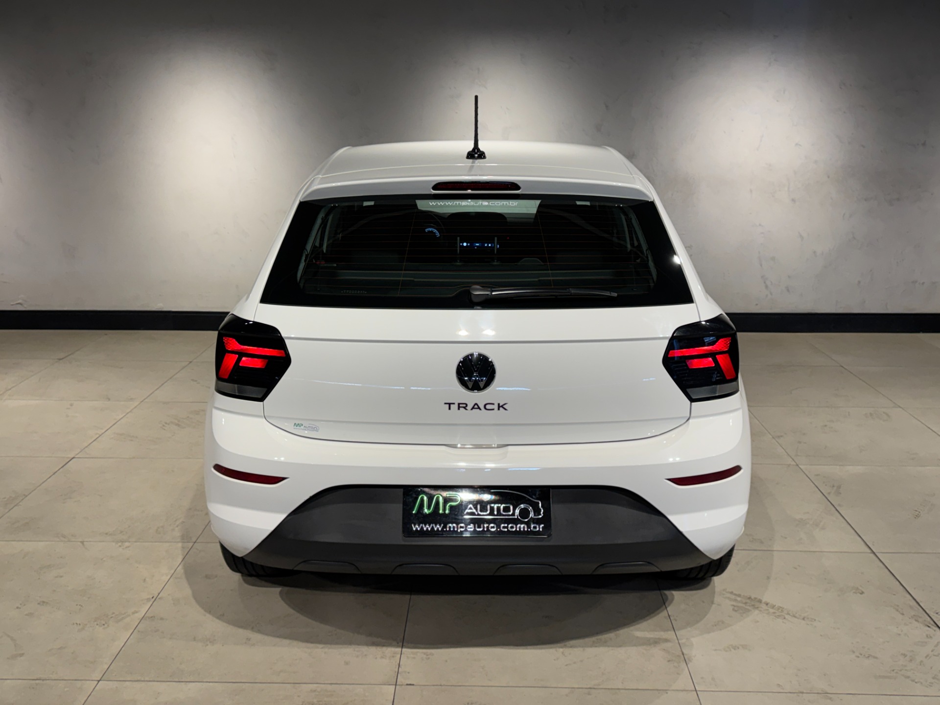 Volkswagen Polo Track 1.0 Flex 12V 5P - foto 5