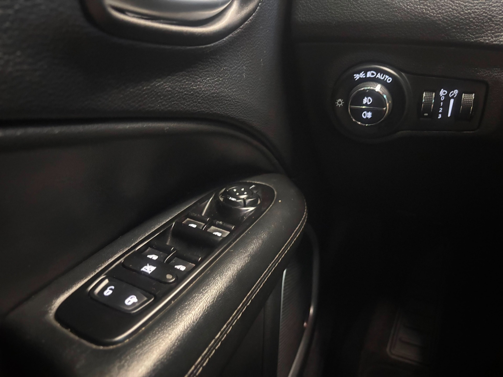 Jeep Compass S 2.0 4X4 Tb 16V Diesel Aut. - foto 13