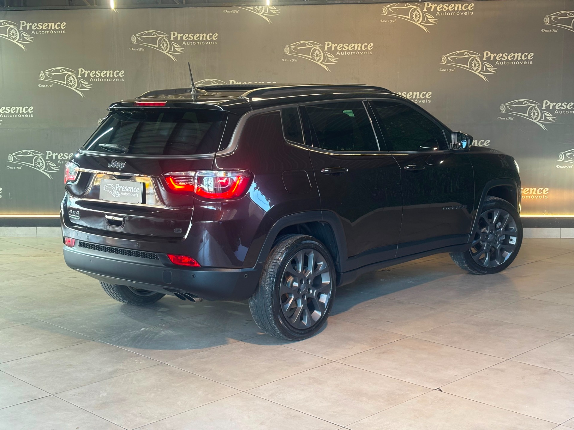 Jeep Compass S 2.0 4X4 Tb 16V Diesel Aut. - foto 5