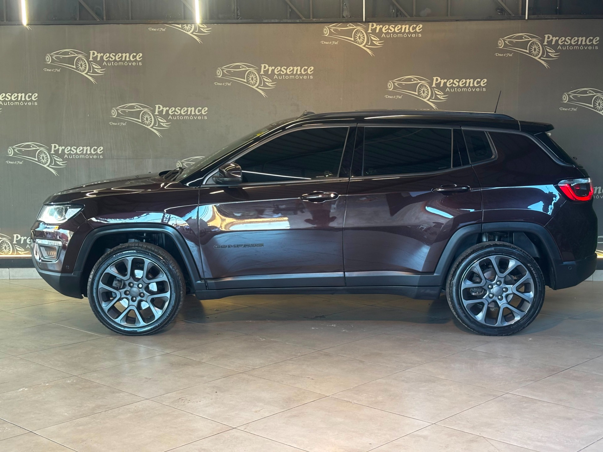 Jeep Compass S 2.0 4X4 Tb 16V Diesel Aut. - foto 4