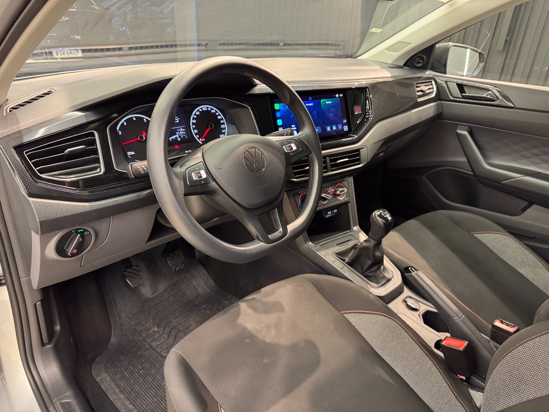 Volkswagen Polo Track 1.0 Flex 12V 5P - foto 14