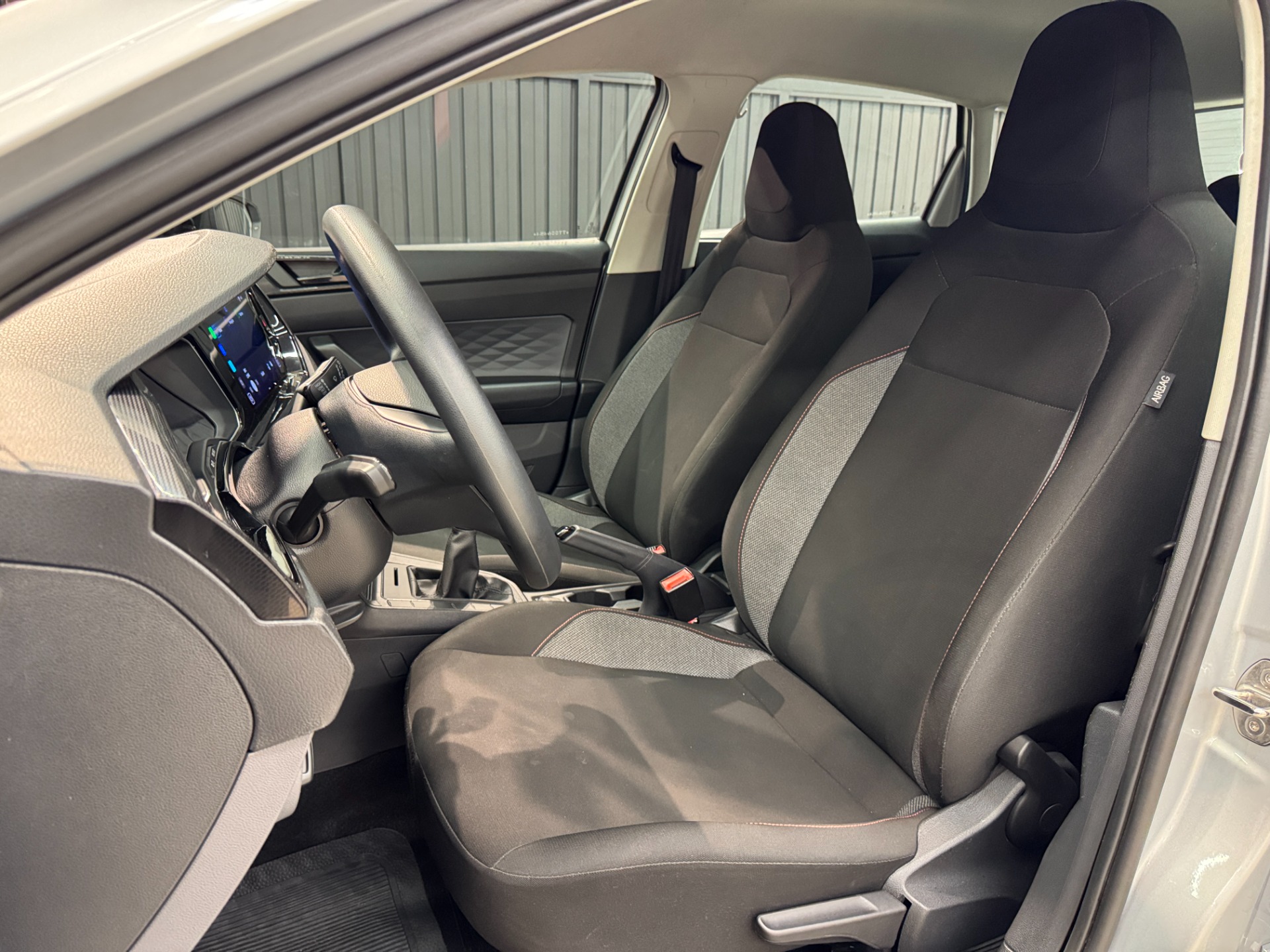 Volkswagen Polo Track 1.0 Flex 12V 5P - foto 16