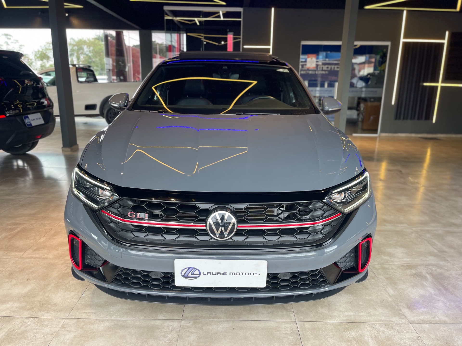 Volkswagen Jetta GLi 350 TSI 2.0 16V 4P Aut. - foto 2