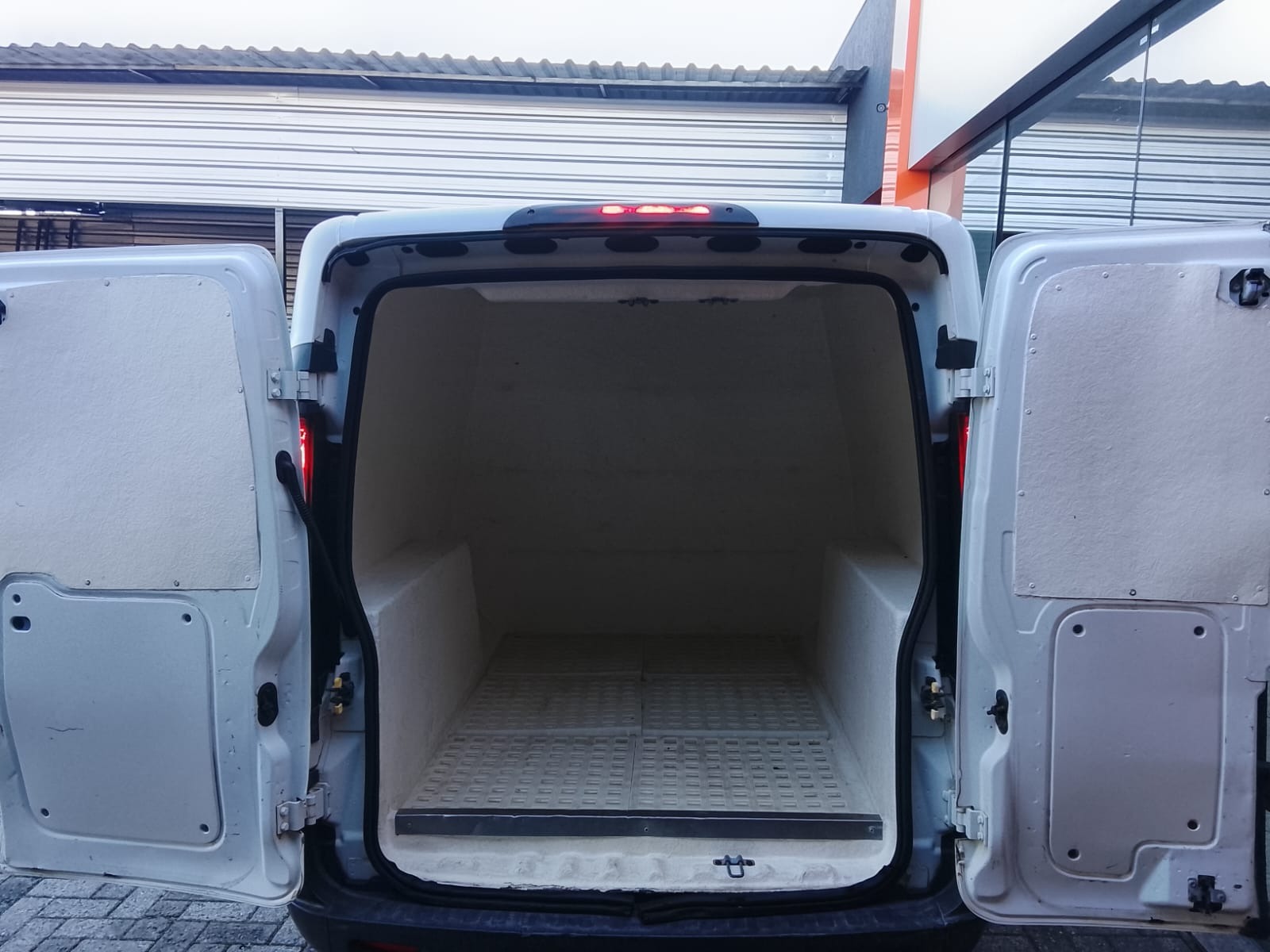 Fiat Fiorino Furgão Celeb. Evo 1.4 Flex 8V 2P - foto 15