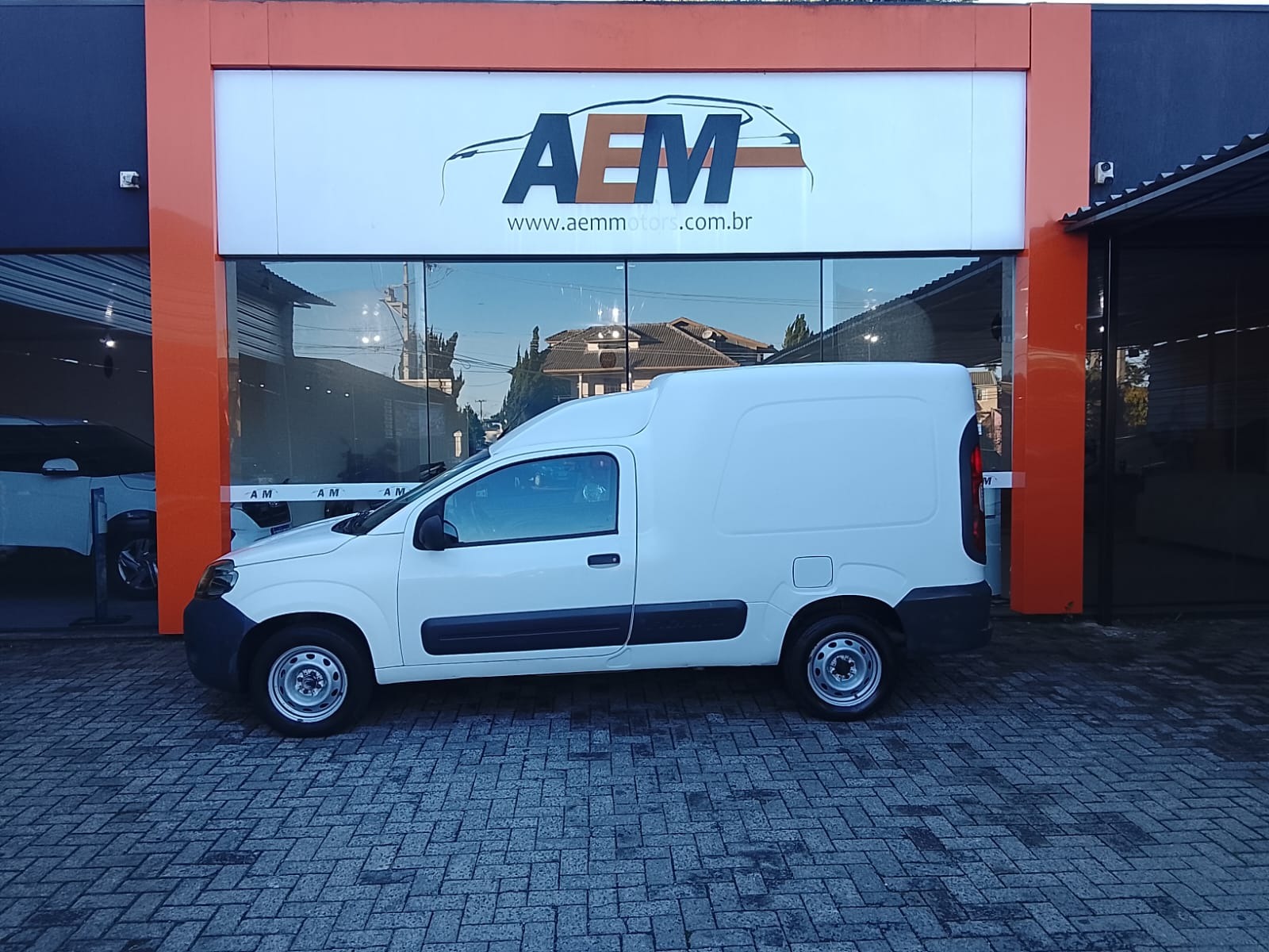 Fiat Fiorino Furgão Celeb. Evo 1.4 Flex 8V 2P - foto 4