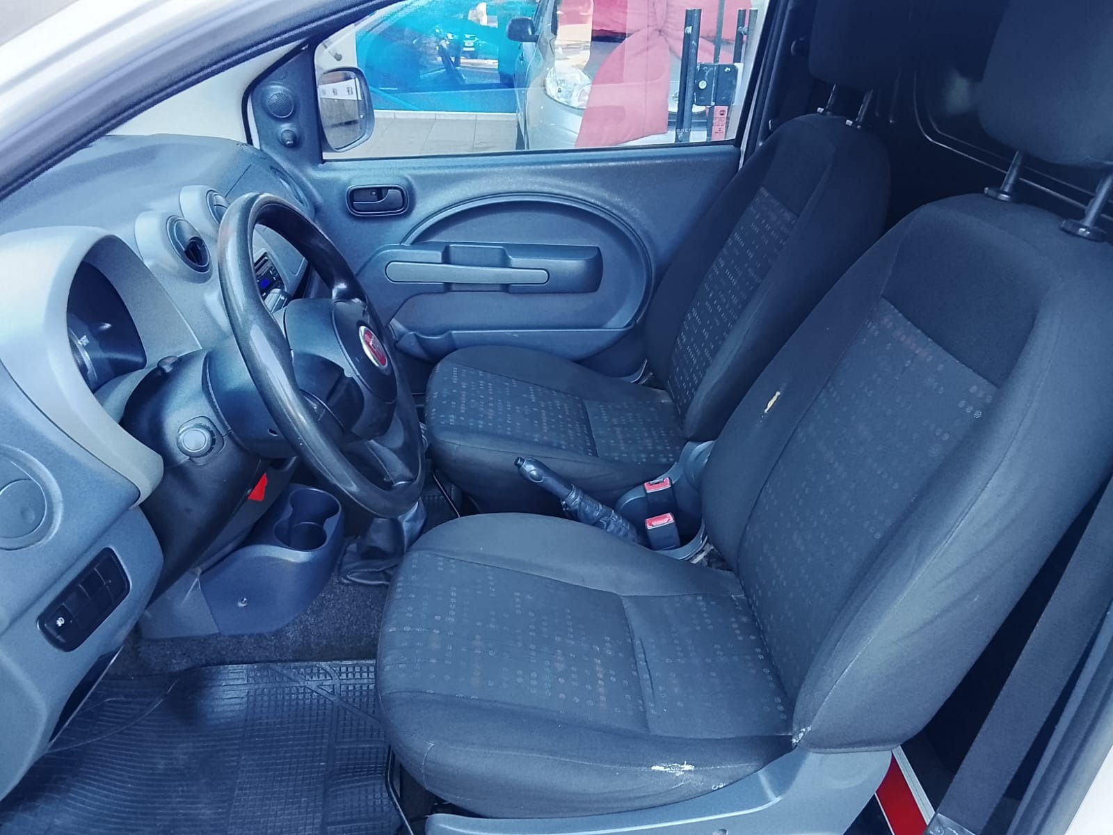 Fiat Fiorino Furgão Celeb. Evo 1.4 Flex 8V 2P - foto 7