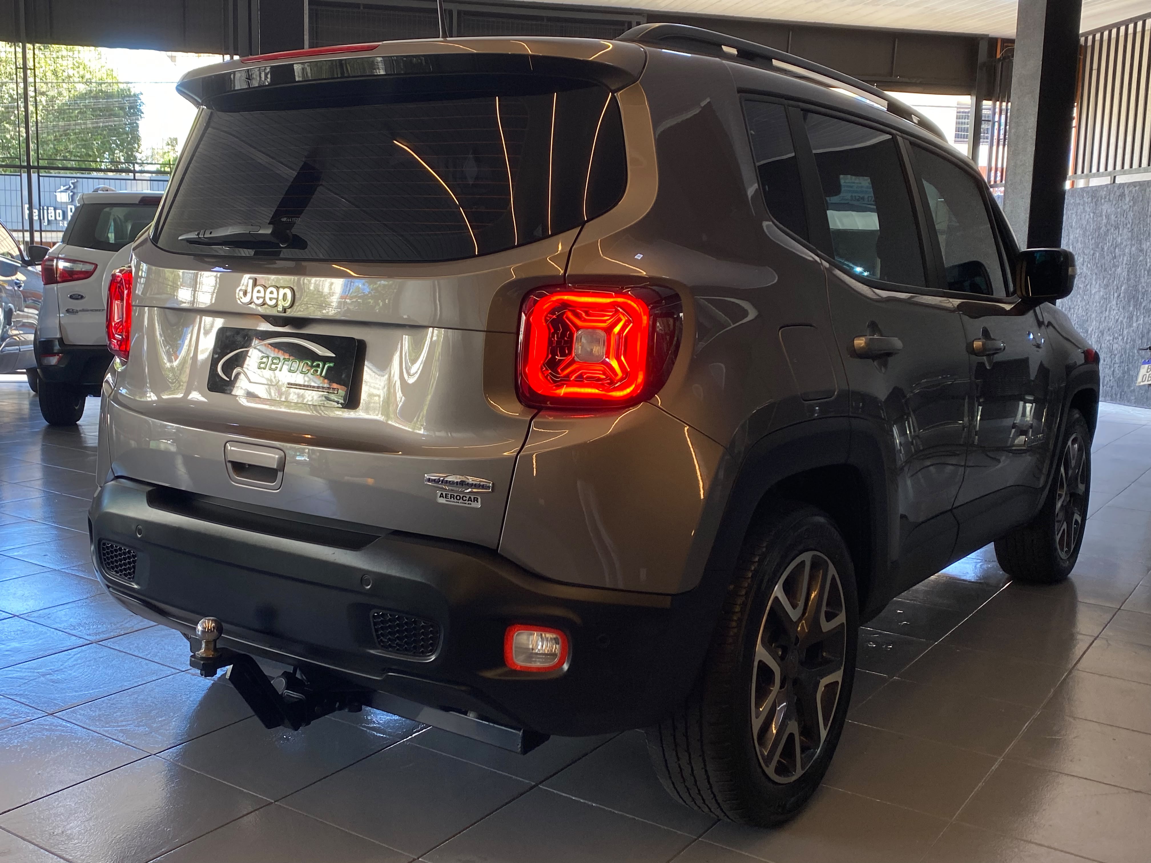 Jeep Renegade Longitude 1.8 4X2 Flex 16V Aut. - foto 7