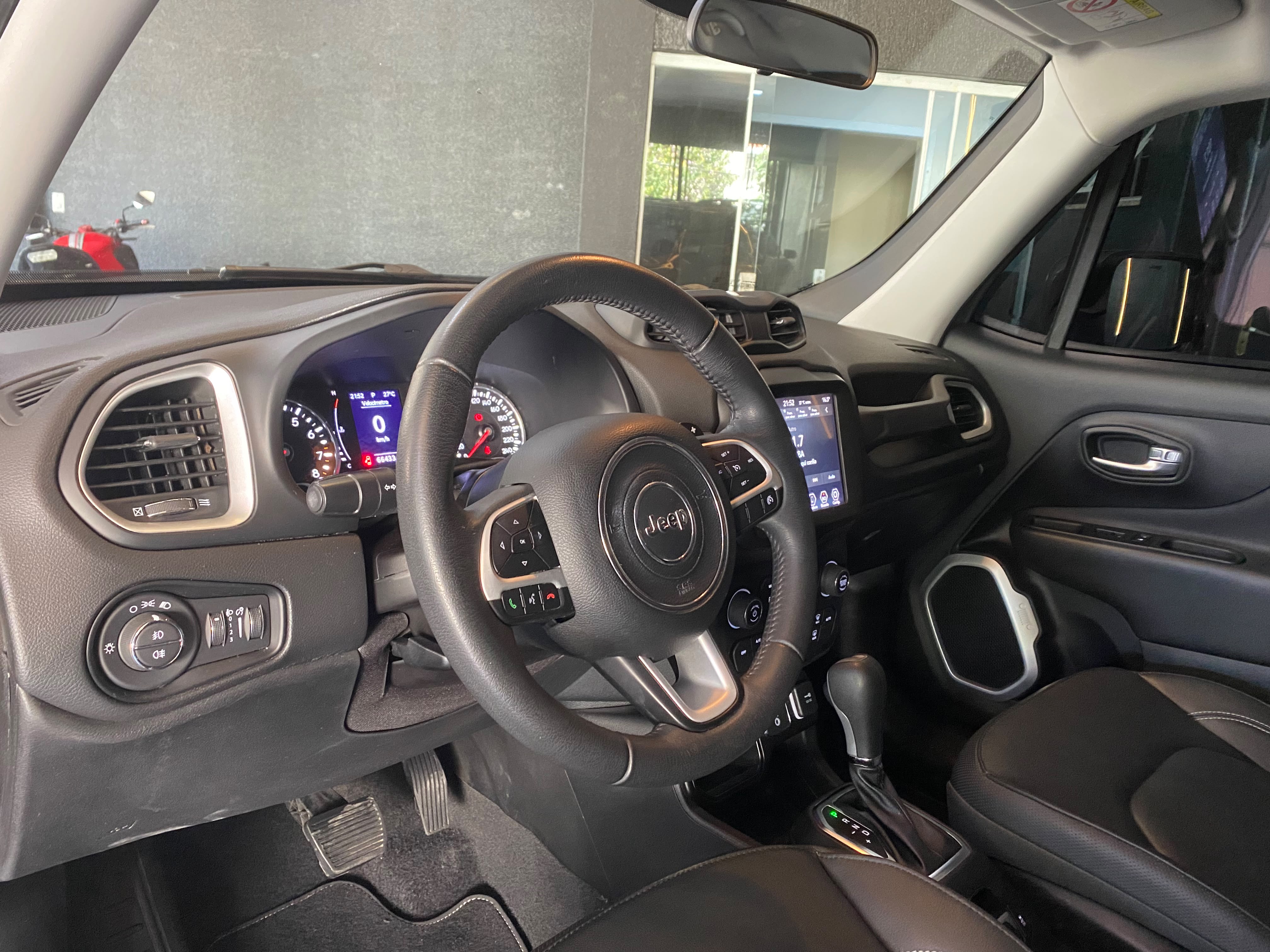 Jeep Renegade Longitude 1.8 4X2 Flex 16V Aut. - foto 15