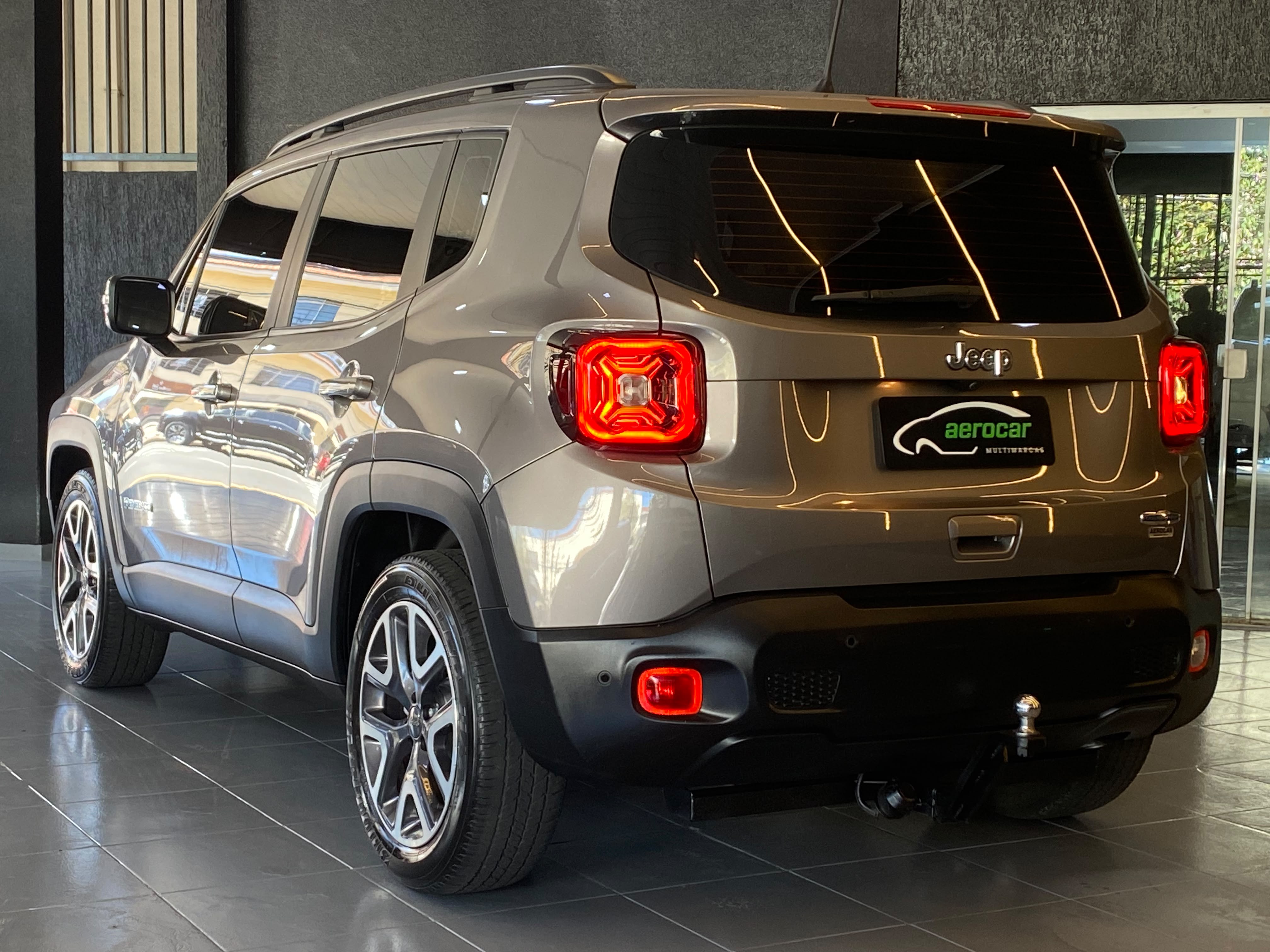 Jeep Renegade Longitude 1.8 4X2 Flex 16V Aut. - foto 6