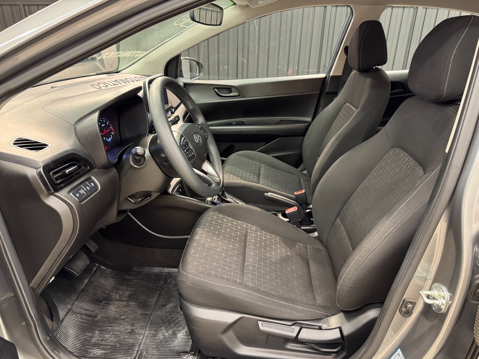 Hyundai HB20 Comfort Plus 1.0 Tb Flex 12V Aut. - foto 15