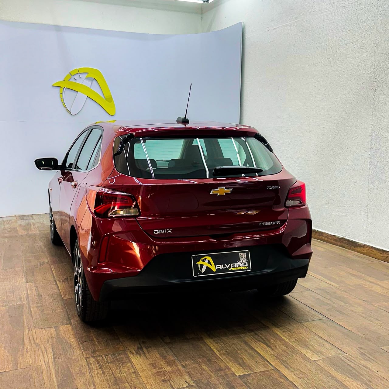 Chevrolet Onix Hatch Prem. 1.0 12V Tb Flex 5P Aut. - foto 6