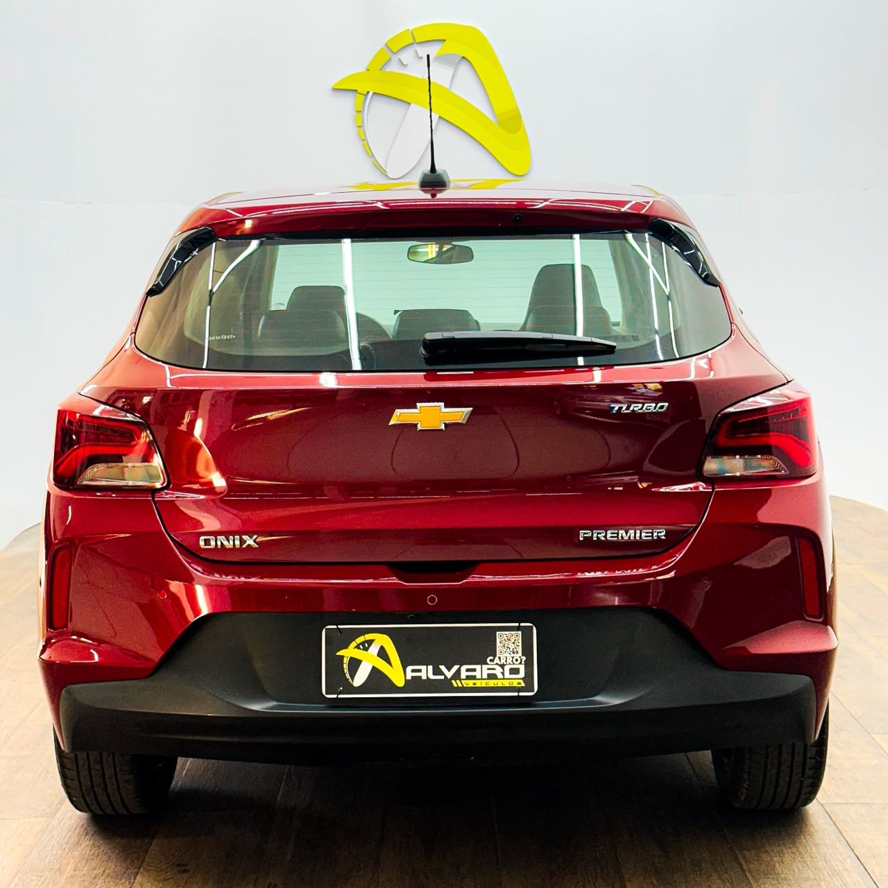Chevrolet Onix Hatch Prem. 1.0 12V Tb Flex 5P Aut. - foto 5