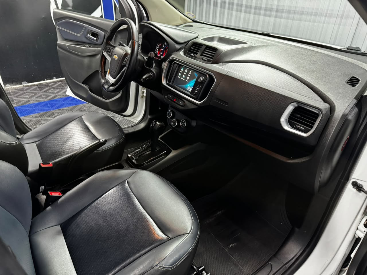 Chevrolet Spin Premier 1.8 8V Econo.flex 5P Aut. - foto 14
