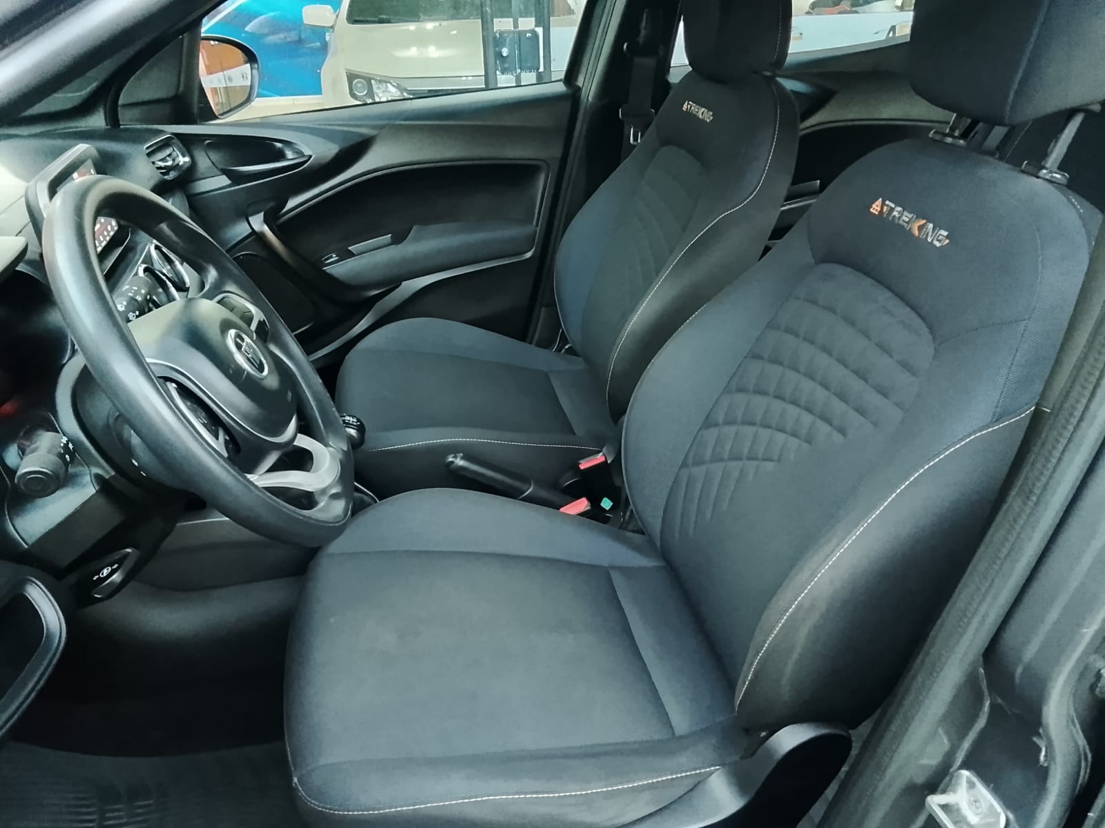 Fiat Argo Trekking 1.3 8V Flex - foto 8