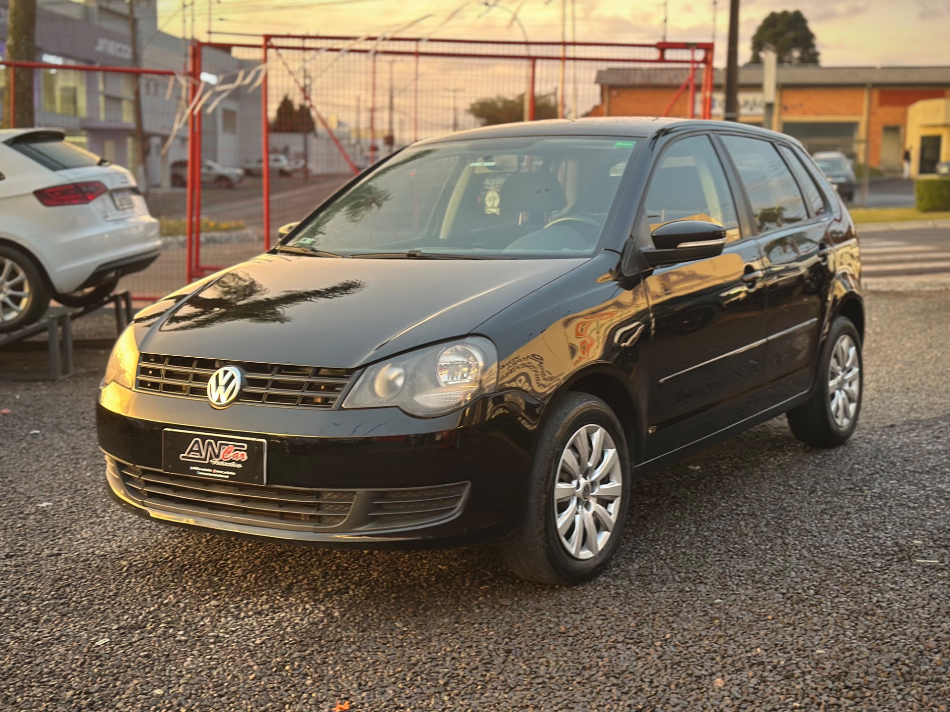 Volkswagen Polo 1.6 Mi S.ouro 1.6 Mi Tot.flex 8V 5P - foto 3