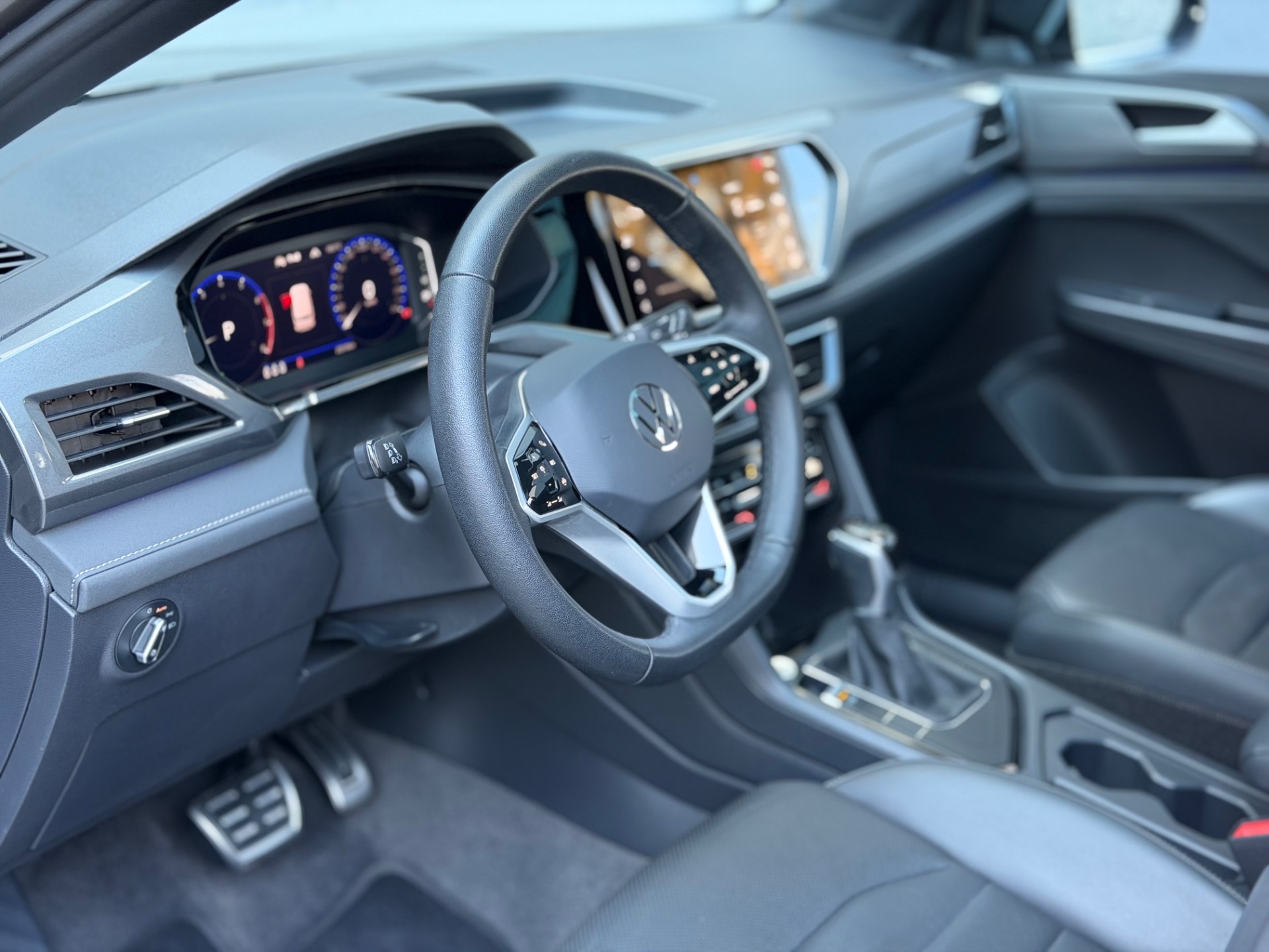 Volkswagen Taos Highline 1.4 250 TSI Flex Aut. - foto 8