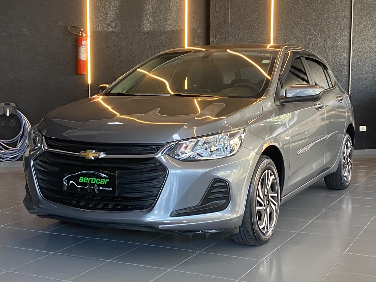Chevrolet Onix Hatch LT 1.0 12V Flex 5P Mec. - foto 2