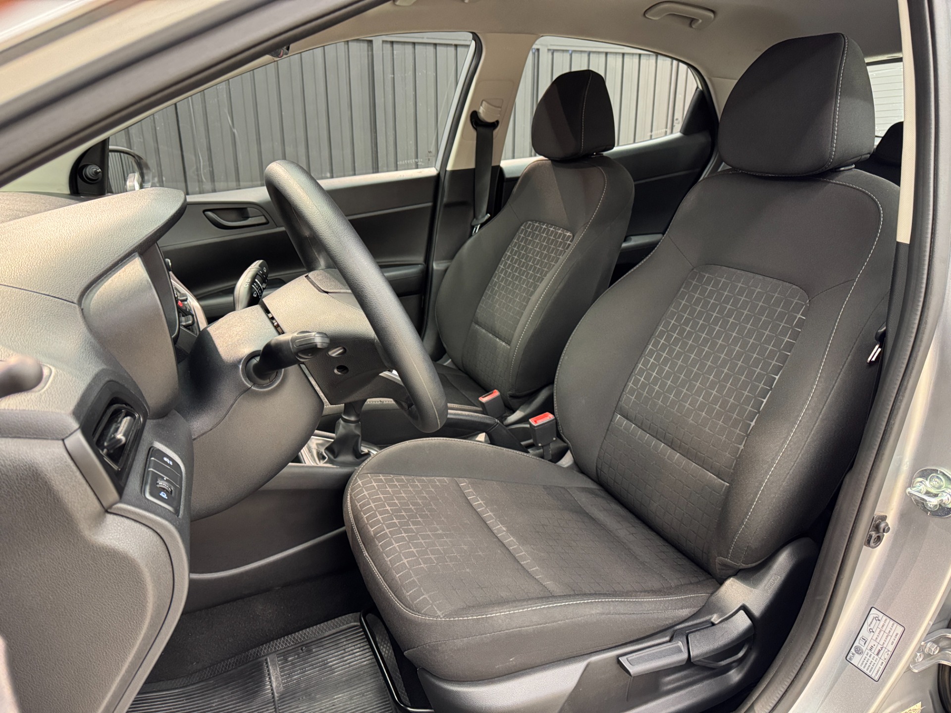 Hyundai HB20 Comfort 1.0 Flex 12V Mec. - foto 16