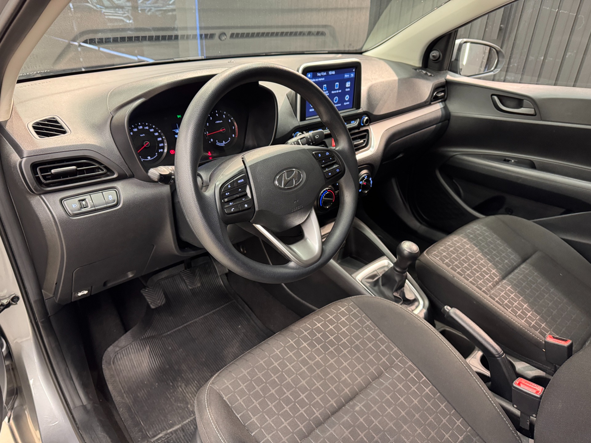 Hyundai HB20 Comfort 1.0 Flex 12V Mec. - foto 14