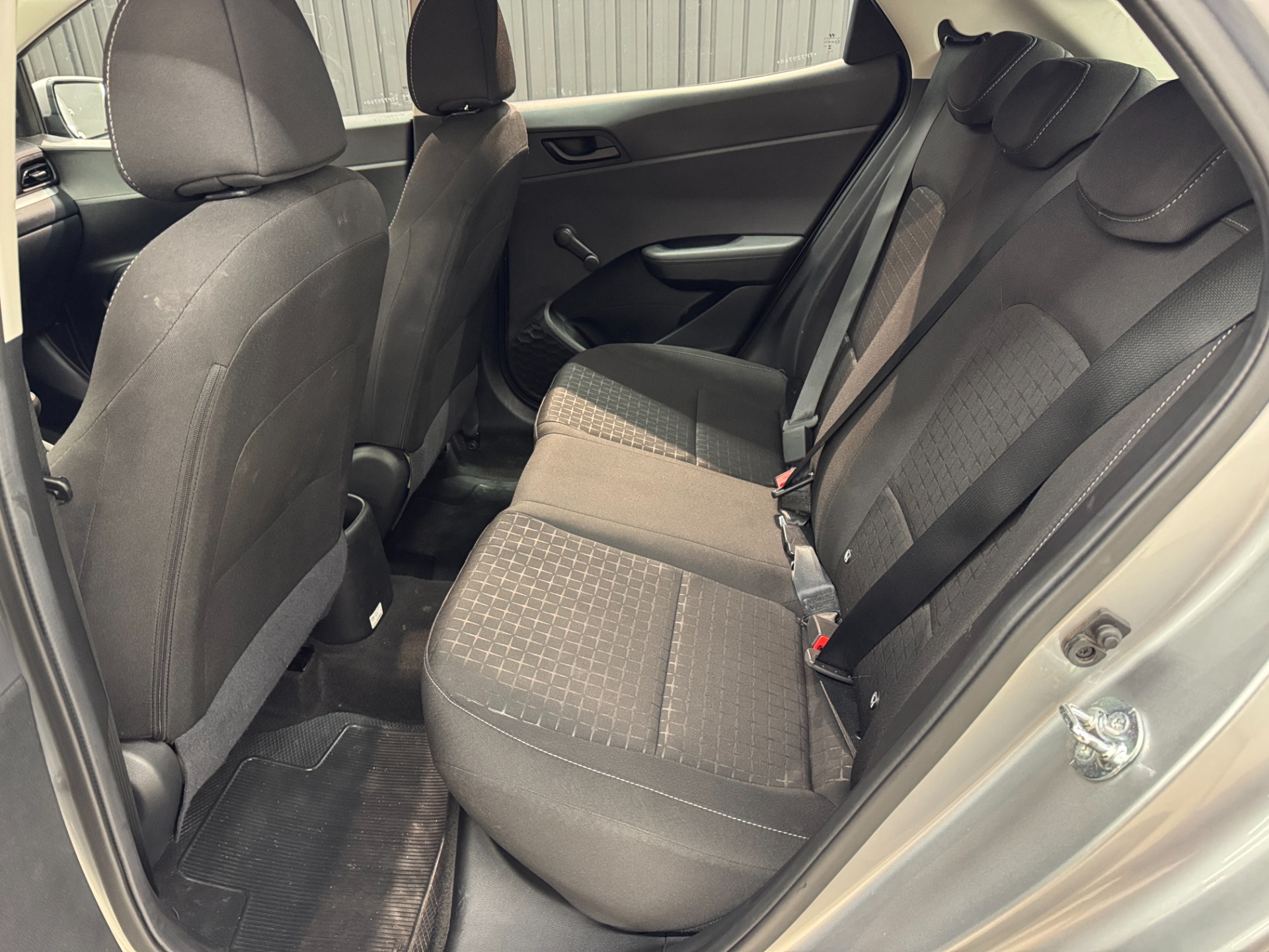 Hyundai HB20 Comfort 1.0 Flex 12V Mec. - foto 17