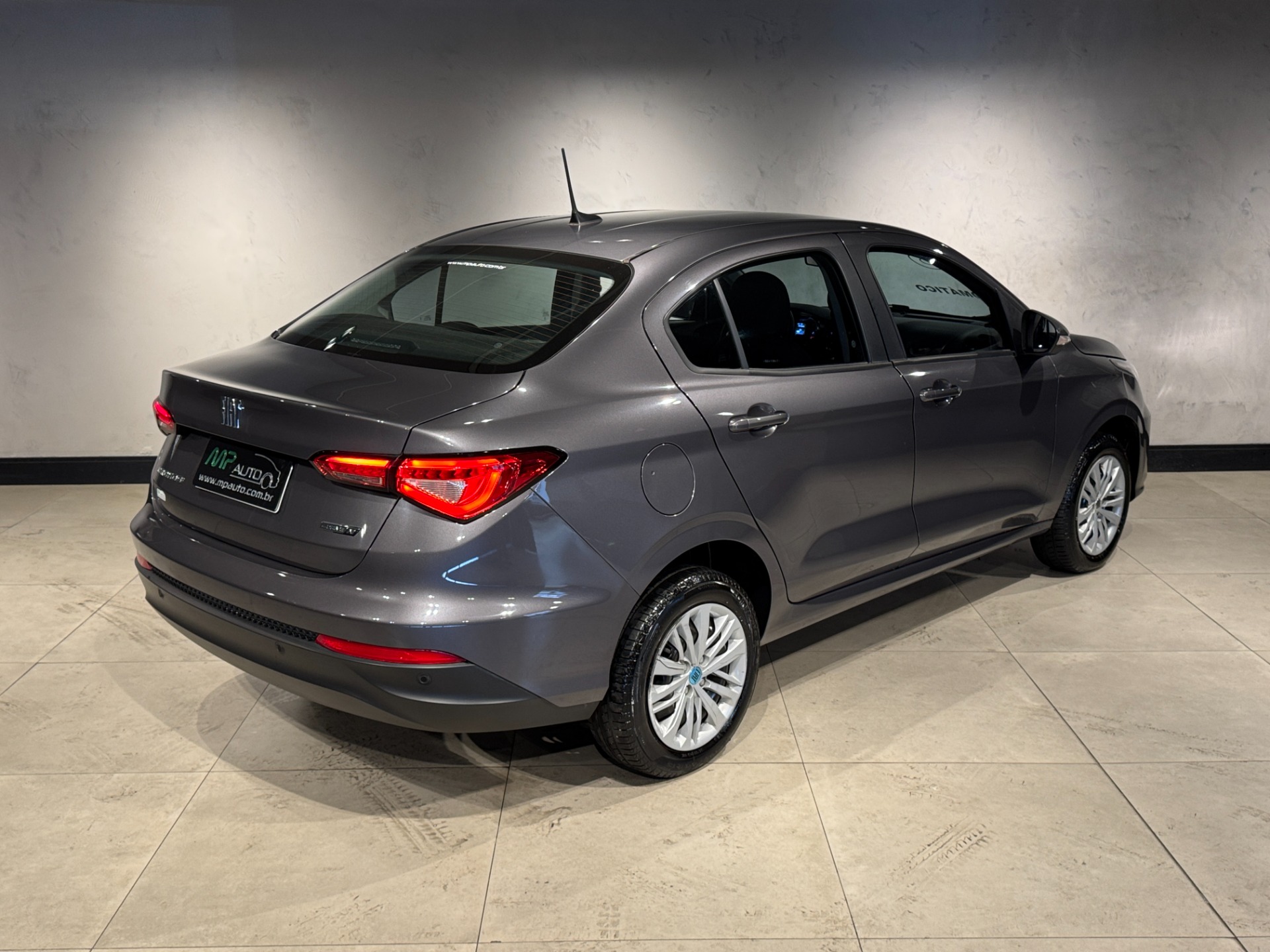 Fiat Cronos Drive 1.3 8V Flex Aut. - foto 4