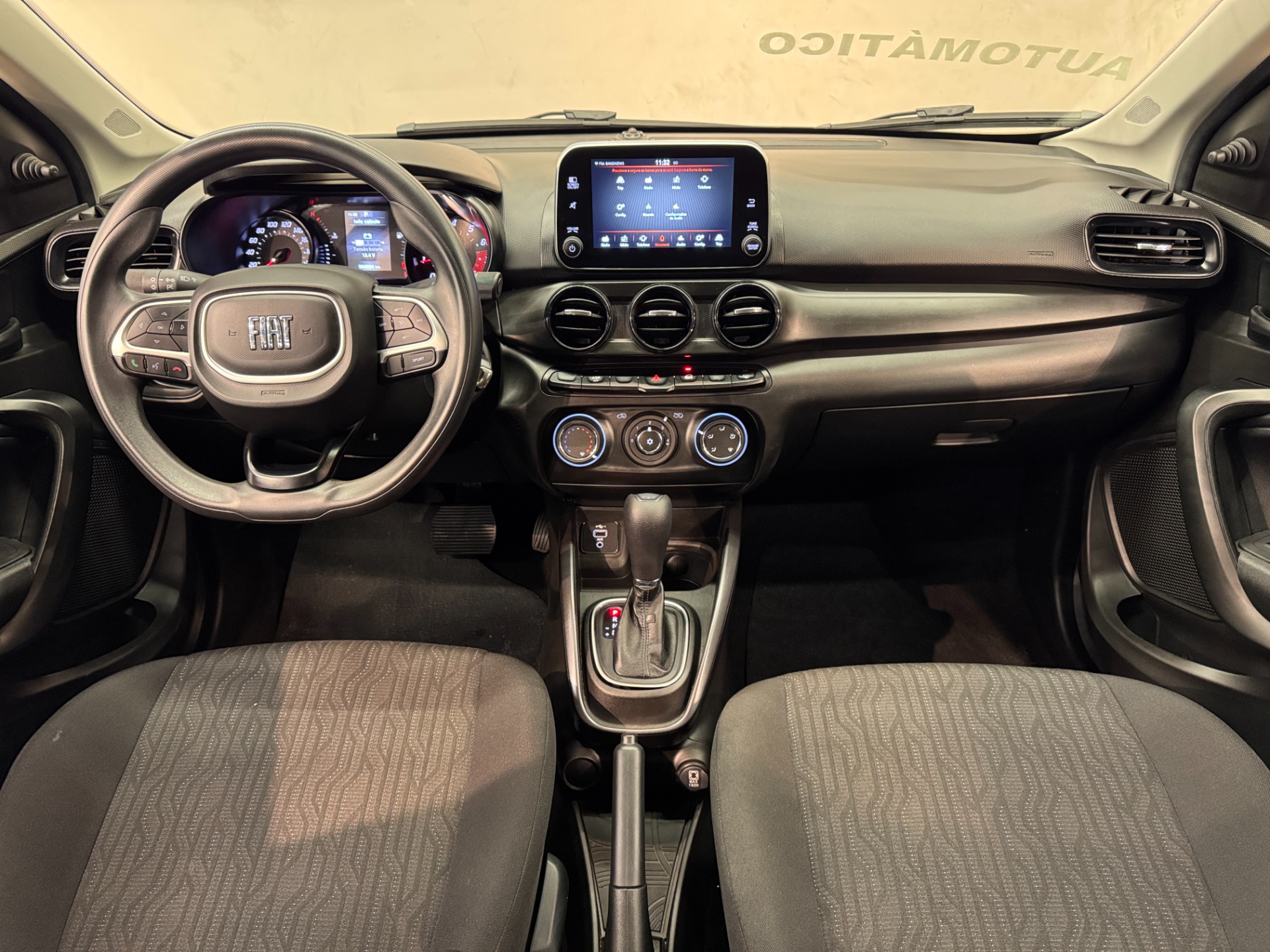 Fiat Cronos Drive 1.3 8V Flex Aut. - foto 9