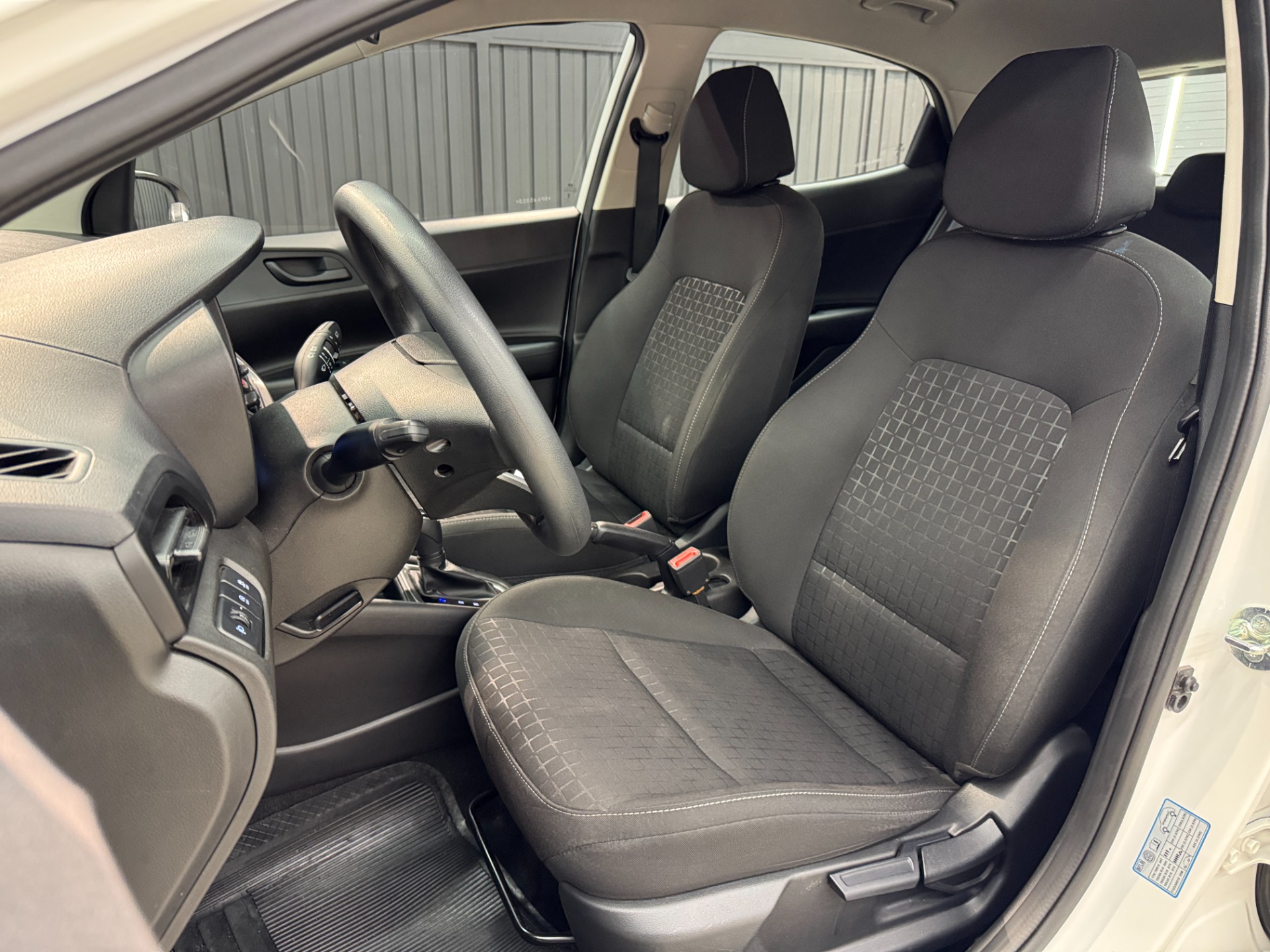 Hyundai HB20 Comfort Plus 1.0 Tb Flex 12V Aut. - foto 17
