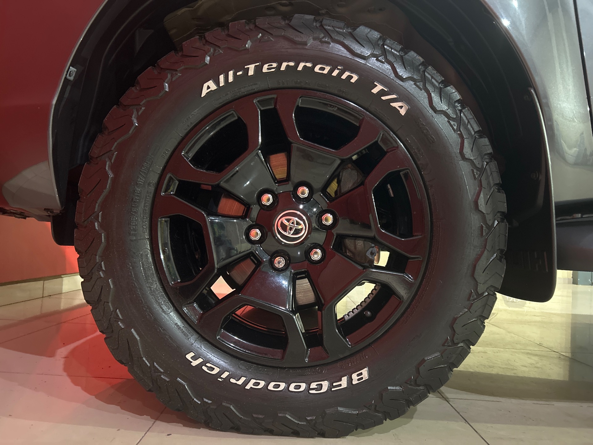 Toyota Hilux Cd Srx 4X4 2.8 TDI 16V Diesel Aut. - foto 5