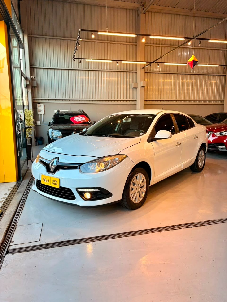 Renault FLUENCE Sed. Dynamique 2.0 16V Flex Aut. - foto 4