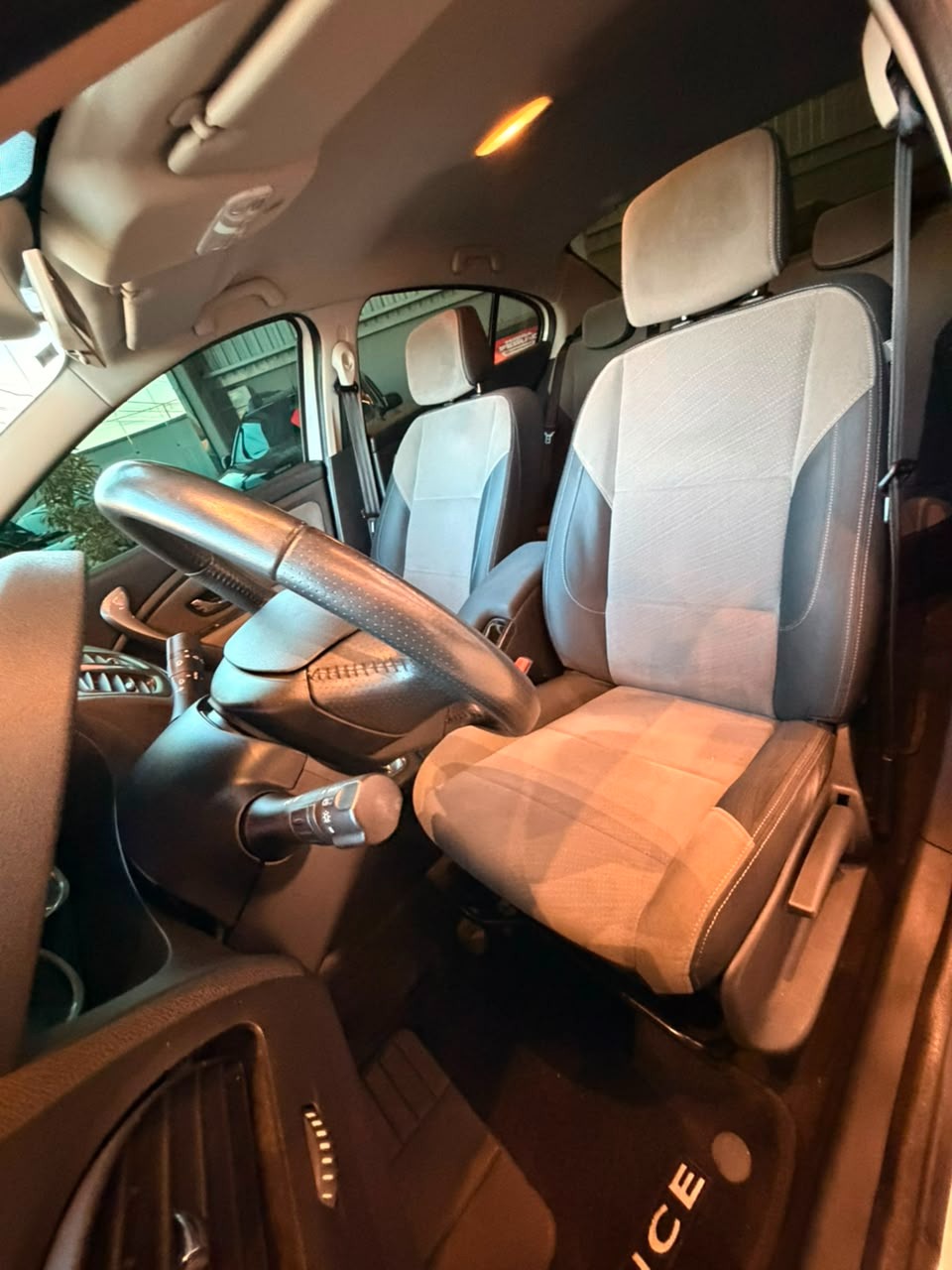 Renault FLUENCE Sed. Dynamique 2.0 16V Flex Aut. - foto 13