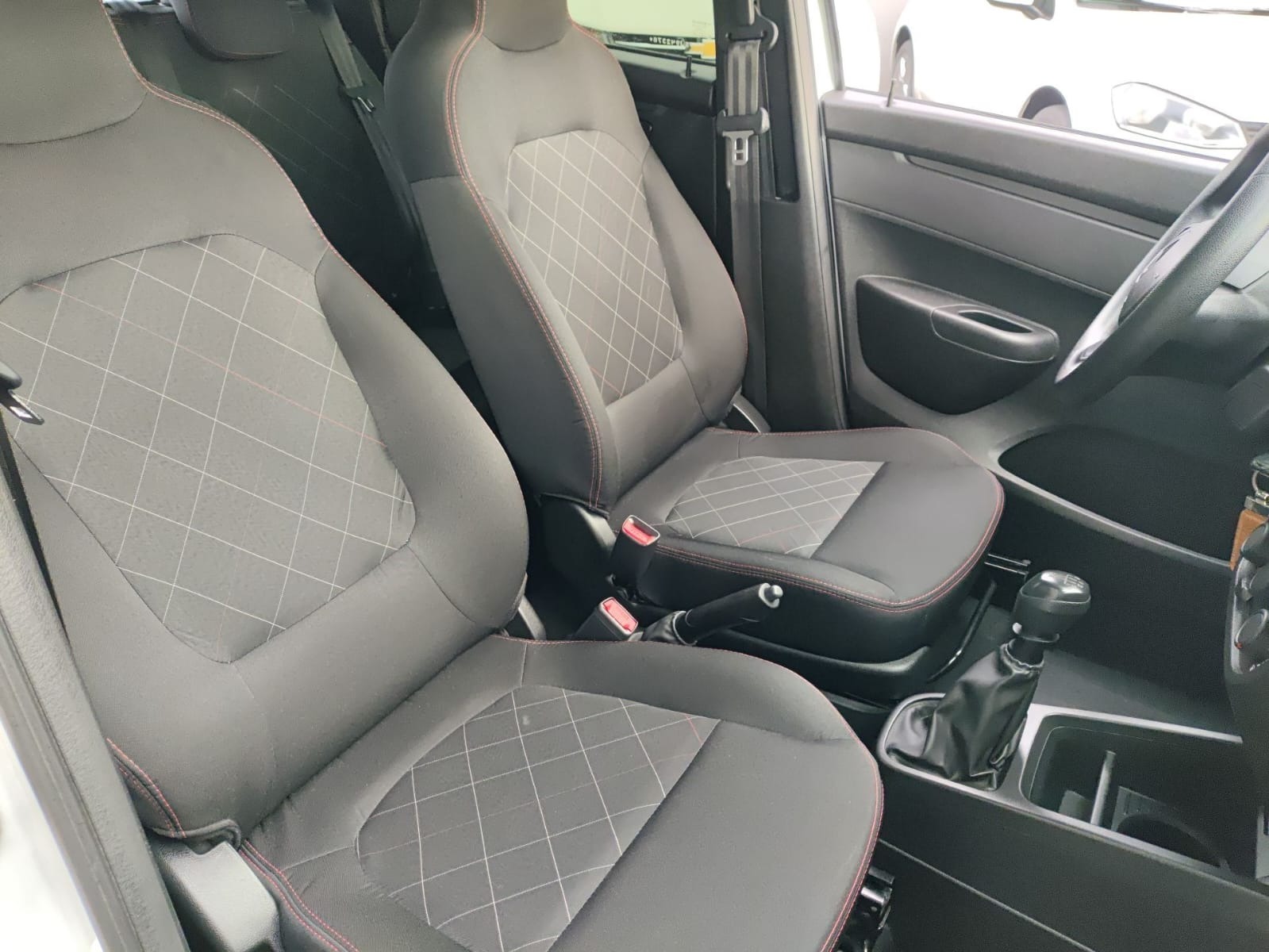 Renault Kwid Zen 1.0 Flex 12V 5P Mec. - foto 14