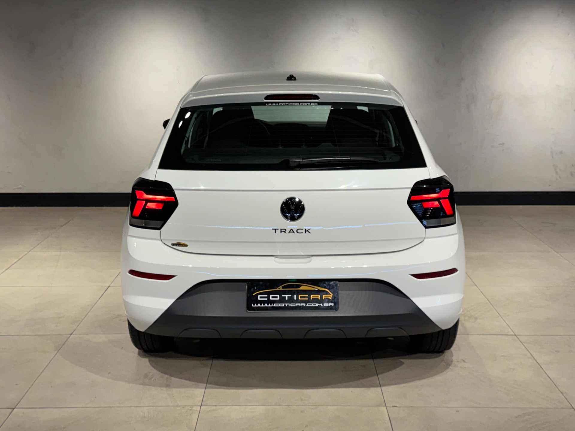 Volkswagen Polo Track 1.0 Flex 12V 5P - foto 5