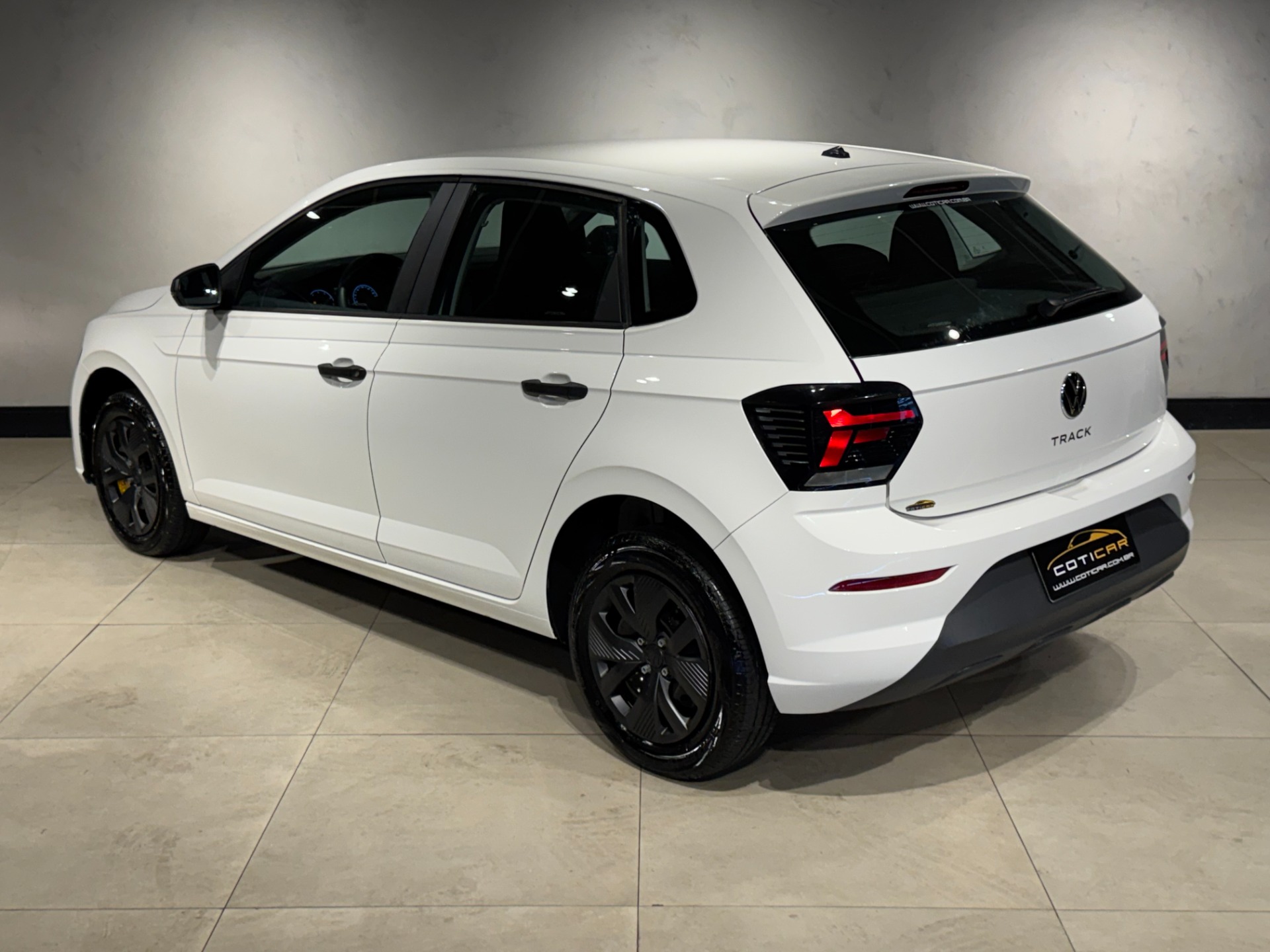 Volkswagen Polo Track 1.0 Flex 12V 5P - foto 6