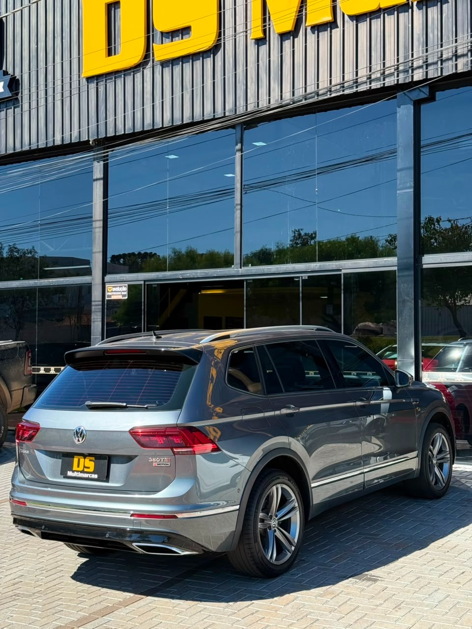 Volkswagen Tiguan Allspac R Line 350 TSI 2.0 4X4 - foto 9