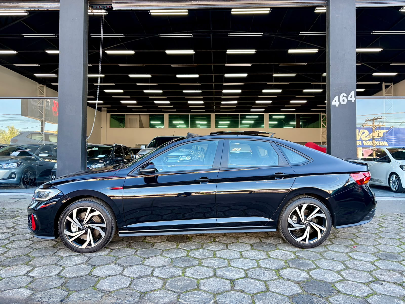 Volkswagen Jetta GLi 350 TSI 2.0 16V 4P Aut. - foto 4