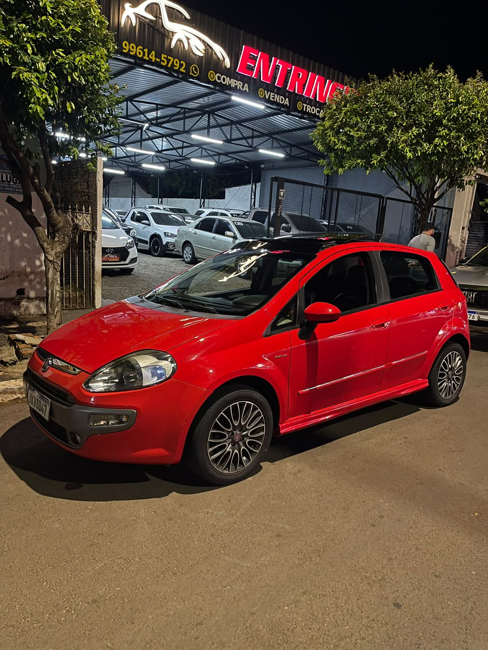 Fiat Punto Sporting Dualogic 1.8 Flex 16V 5P - foto 2
