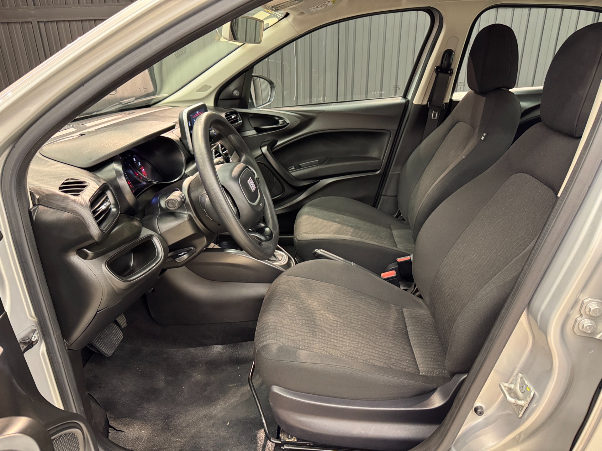 Fiat Cronos Drive 1.3 8V Flex Aut. - foto 15