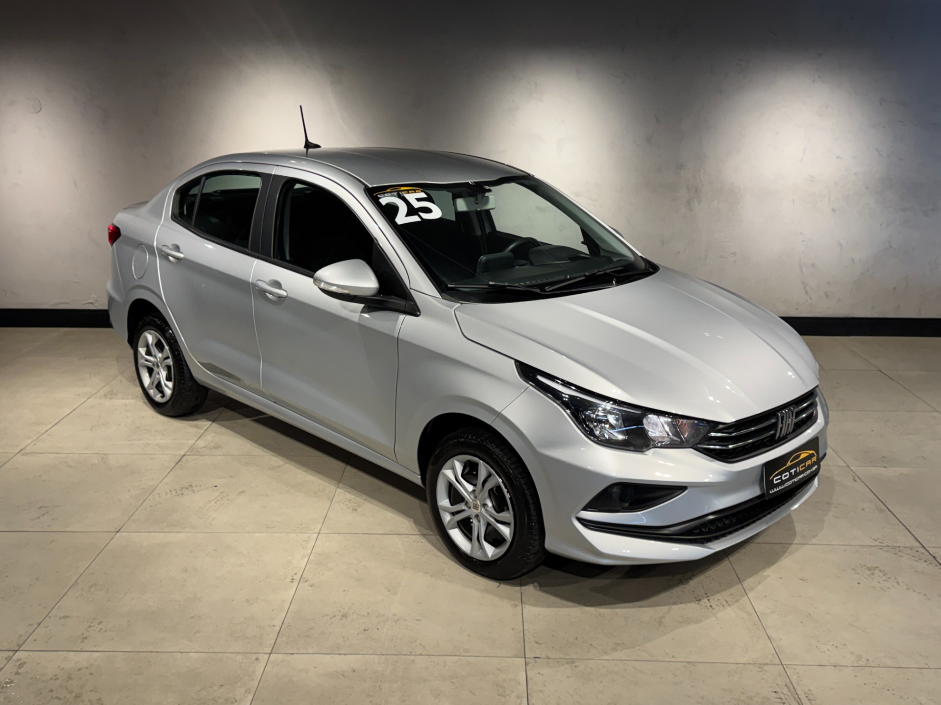 Fiat Cronos 2025 à venda