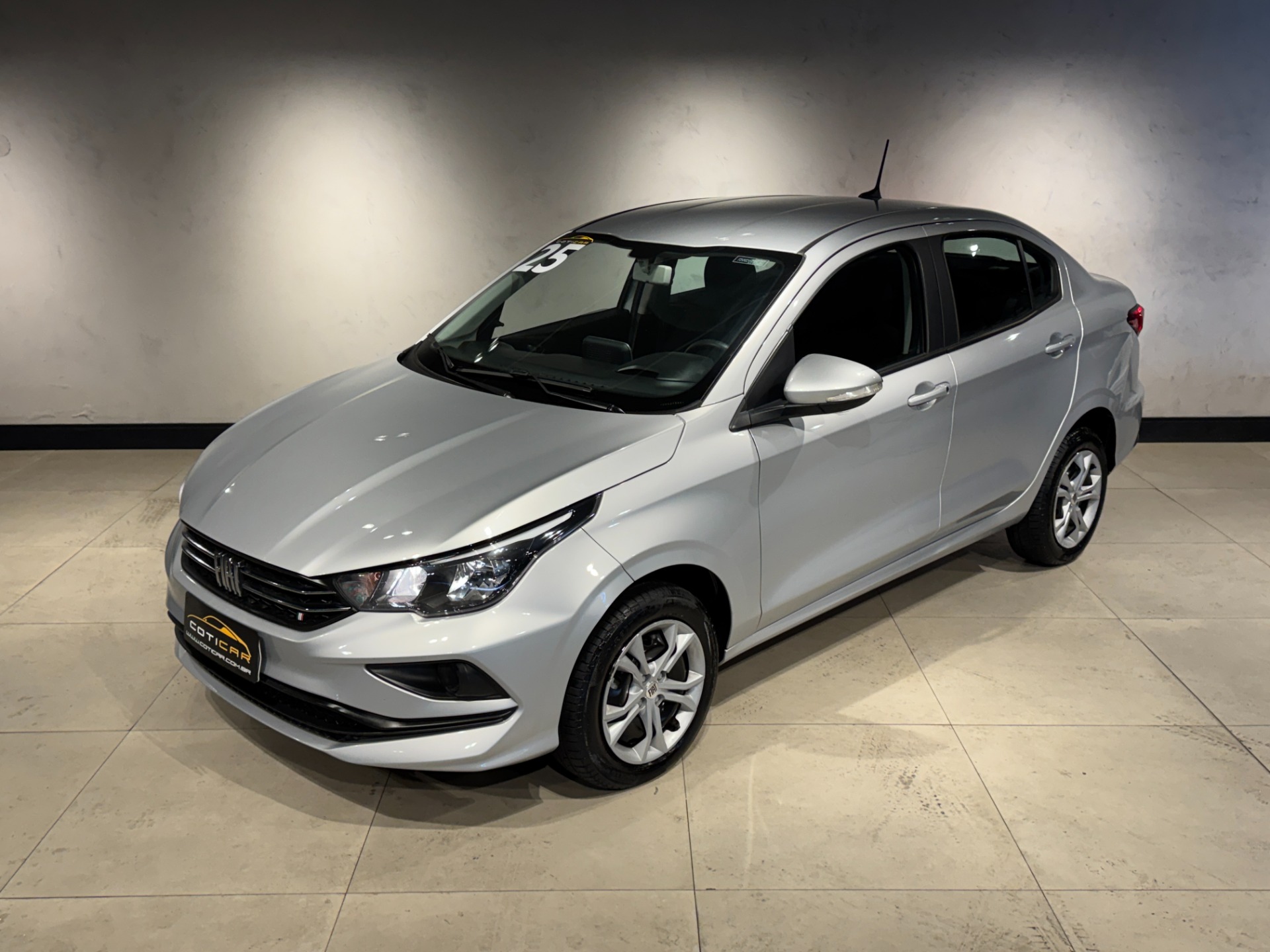 Fiat Cronos Drive 1.3 8V Flex Aut. - foto 3