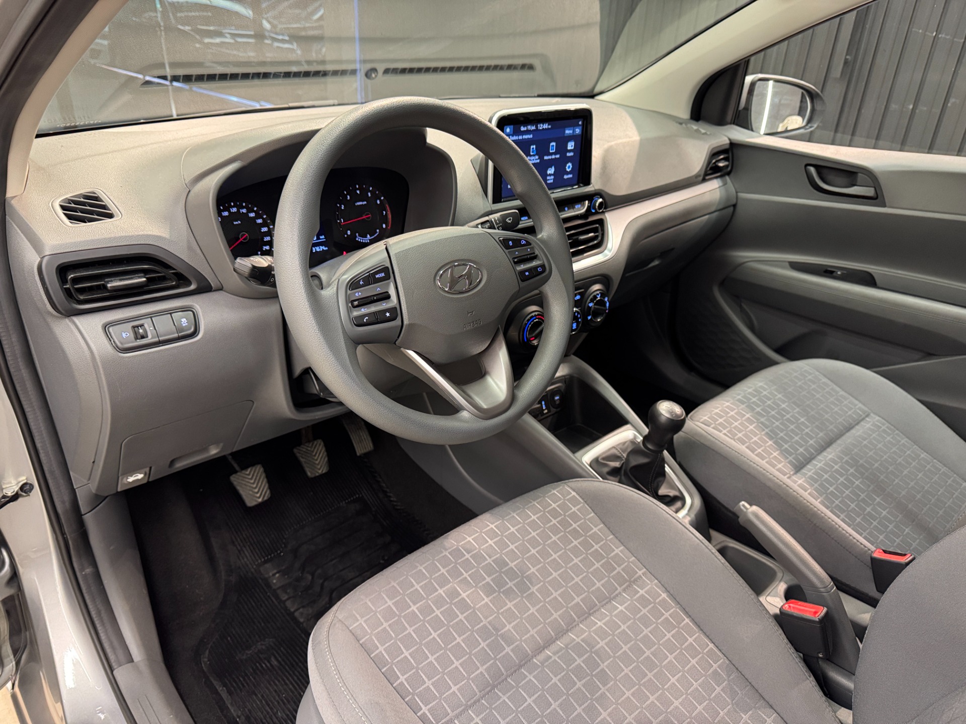 Hyundai HB20S Comfort 1.0 Flex 12V Mec. - foto 14