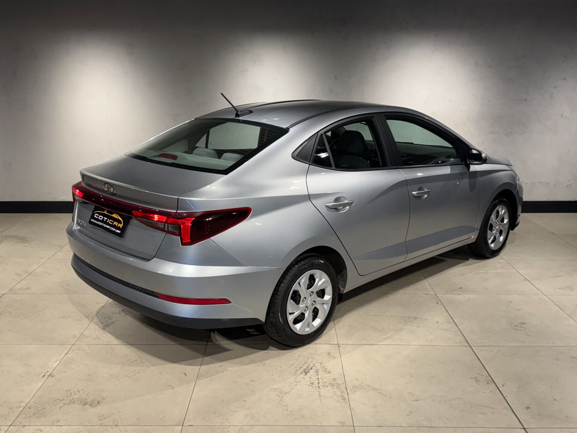 Hyundai HB20S Comfort 1.0 Flex 12V Mec. - foto 4