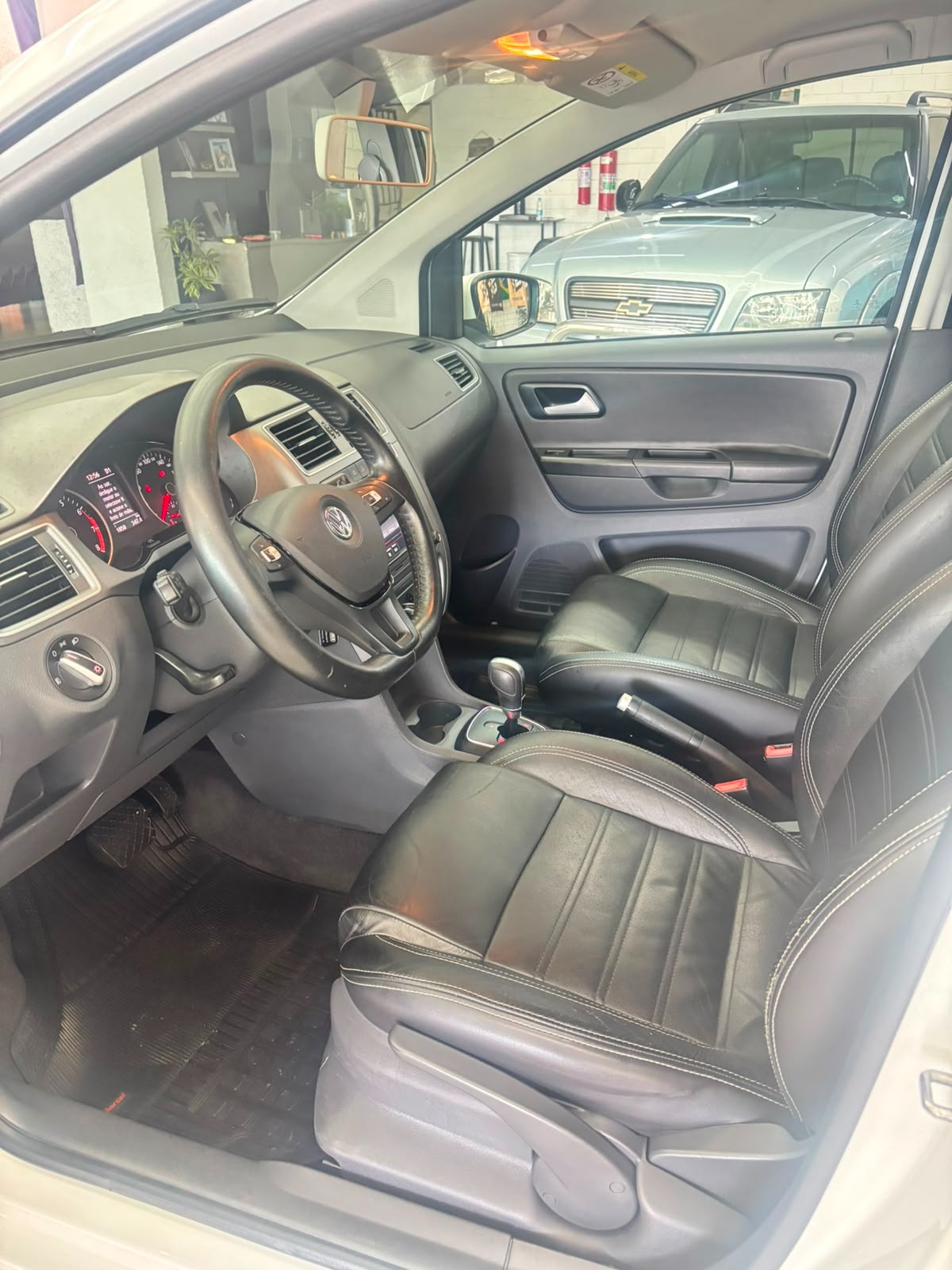 Volkswagen Fox Connect I Motion 1.6 Flex 8V 5P - foto 11
