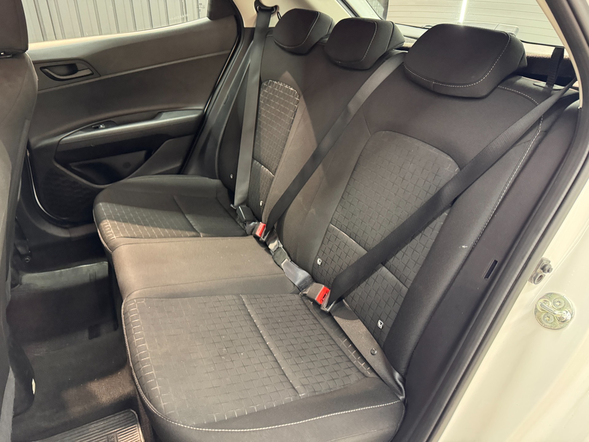 Hyundai HB20 Comfort Plus 1.0 Tb Flex 12V Aut. - foto 17