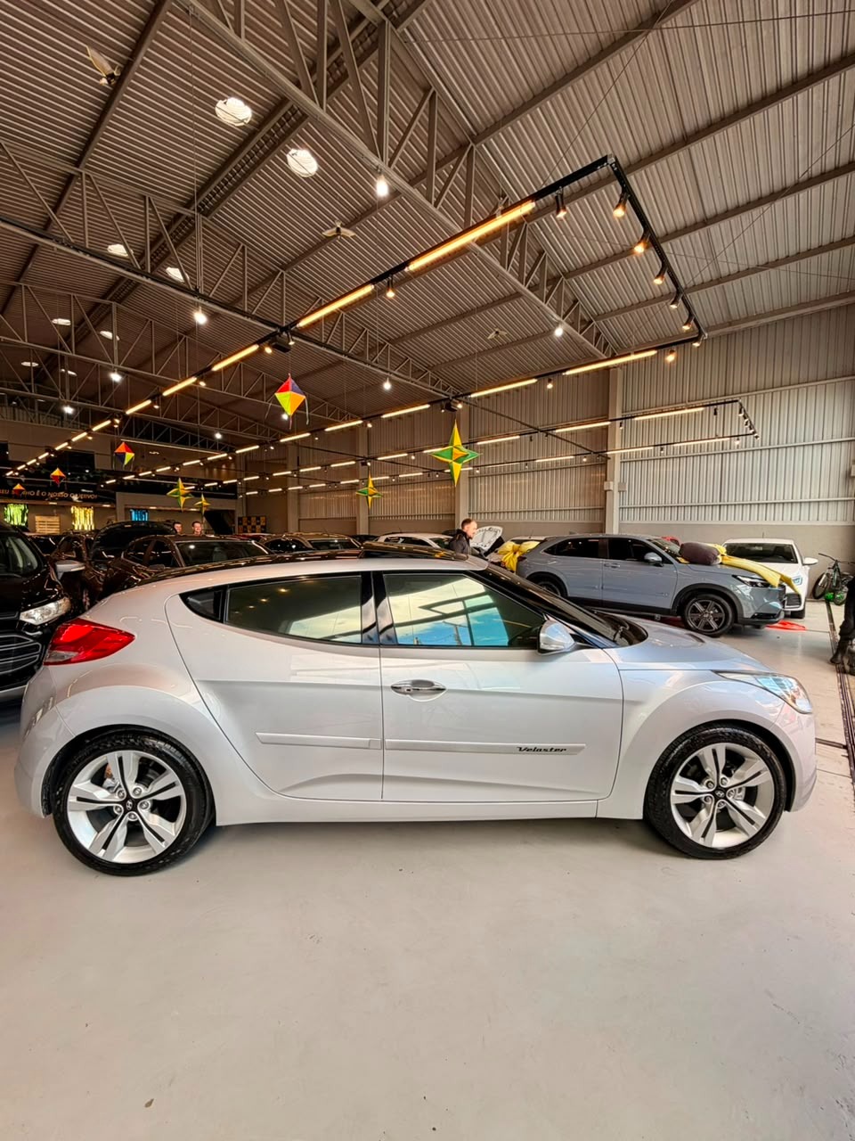 Hyundai Veloster 1.6 16V 140cv Aut. - foto 19