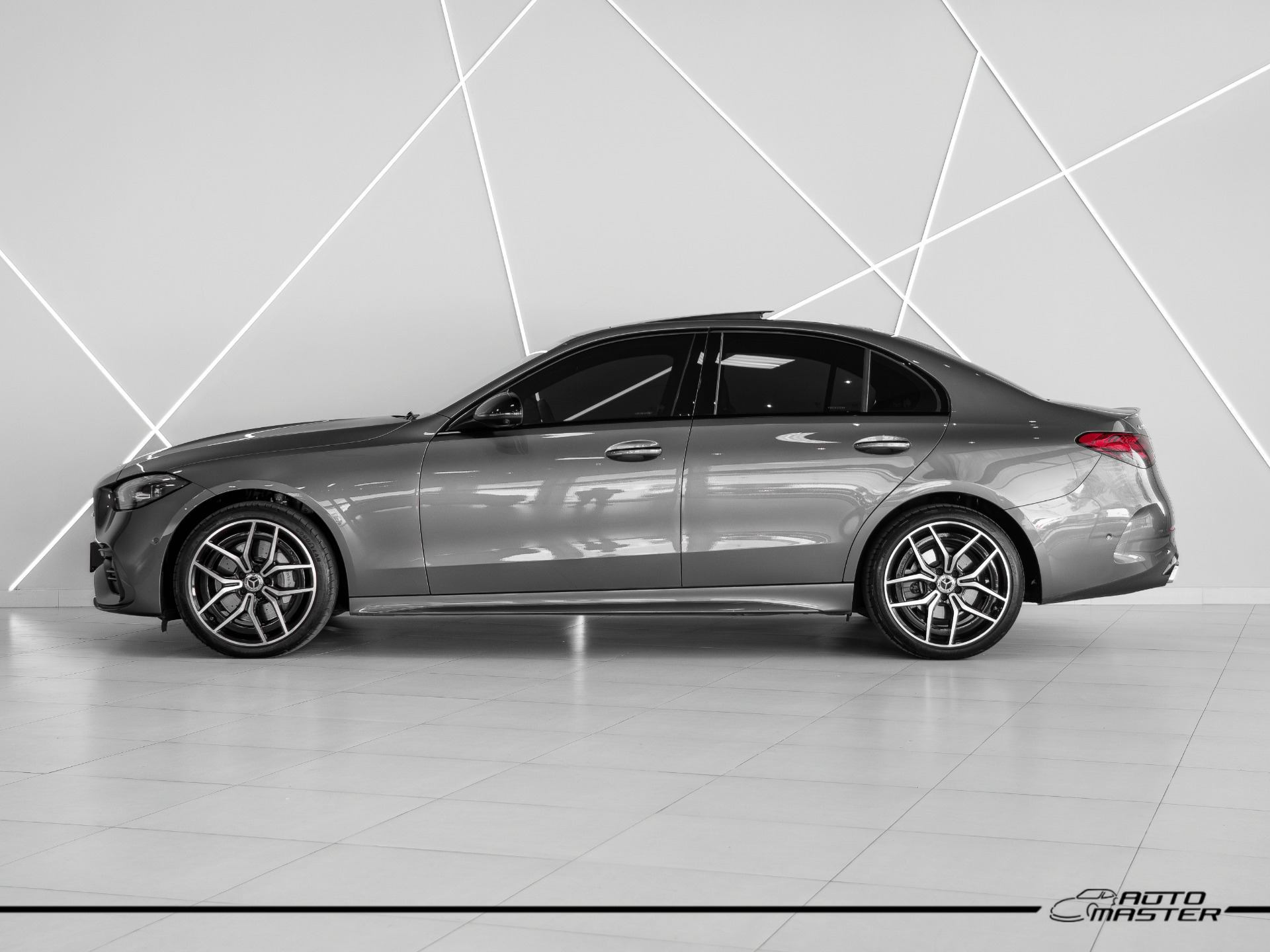 Mercedes C-300 2025