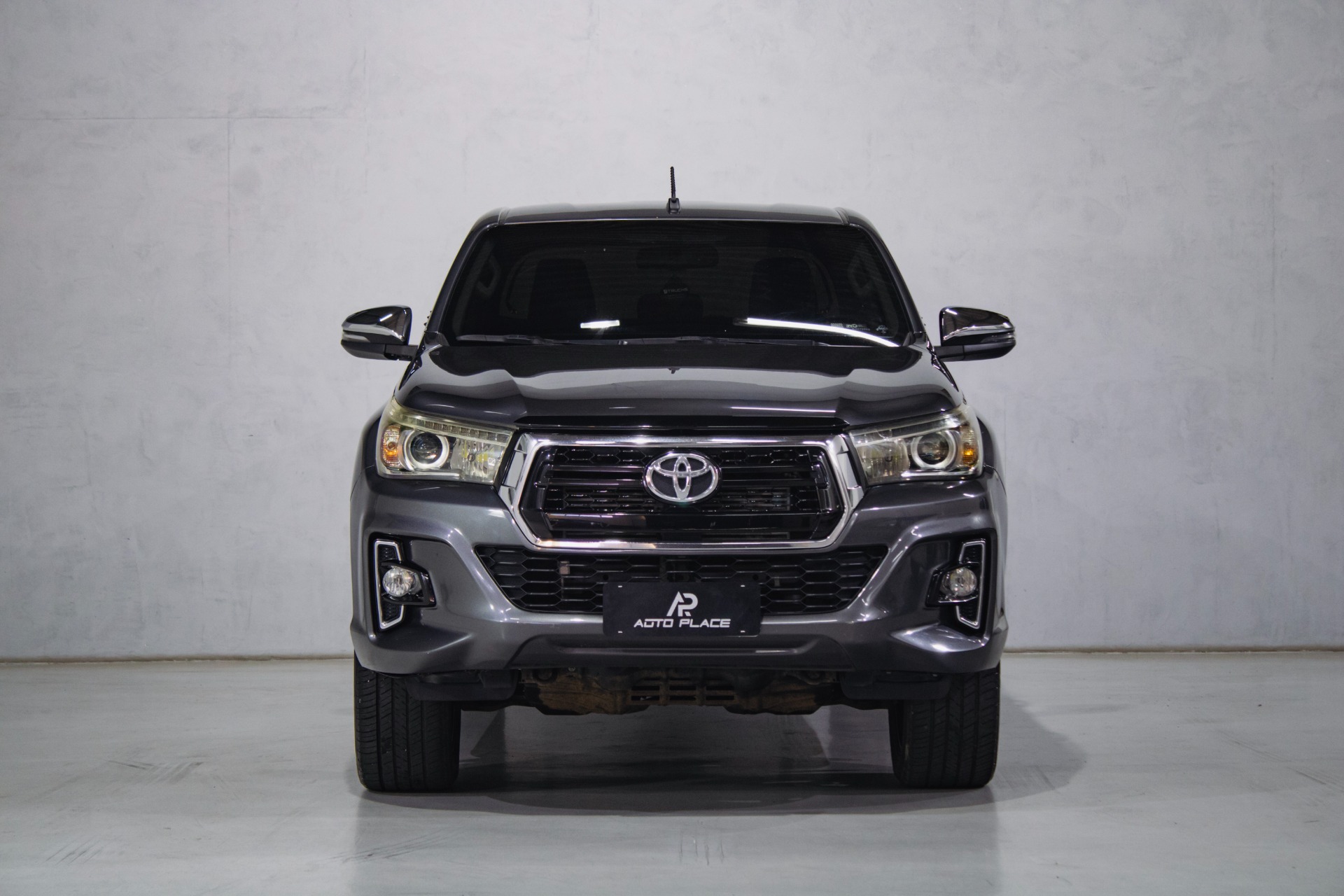 Toyota Hilux Cd Srv 4X4 2.8 TDI Diesel Aut. - foto 2